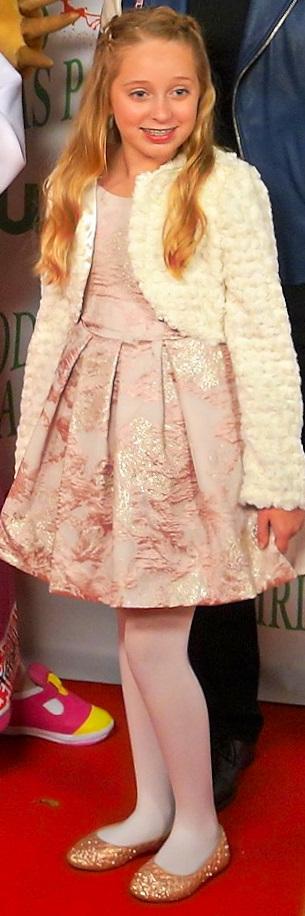 actor Kaitlyn McCormick large photo