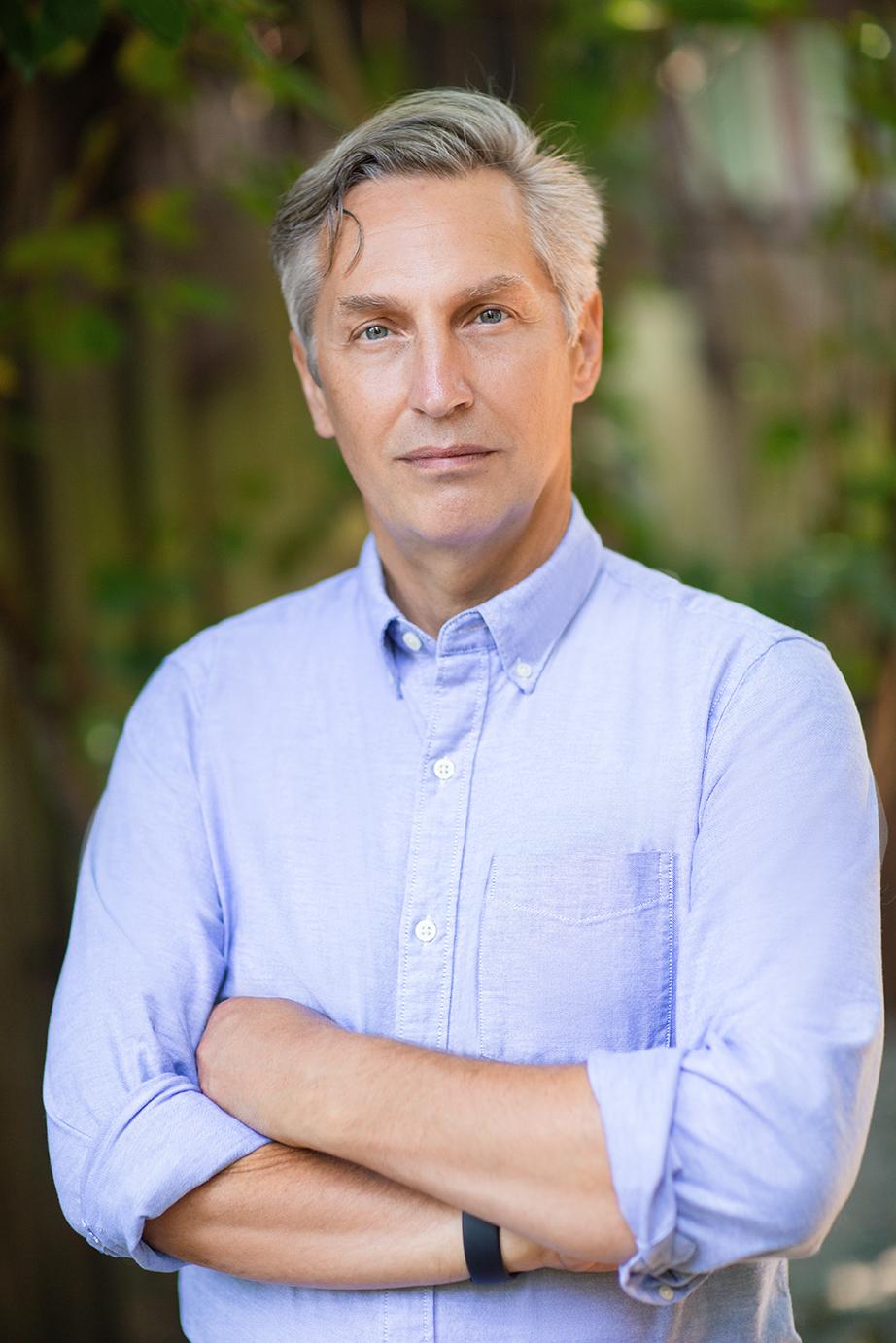 actor Graham Croft large photo