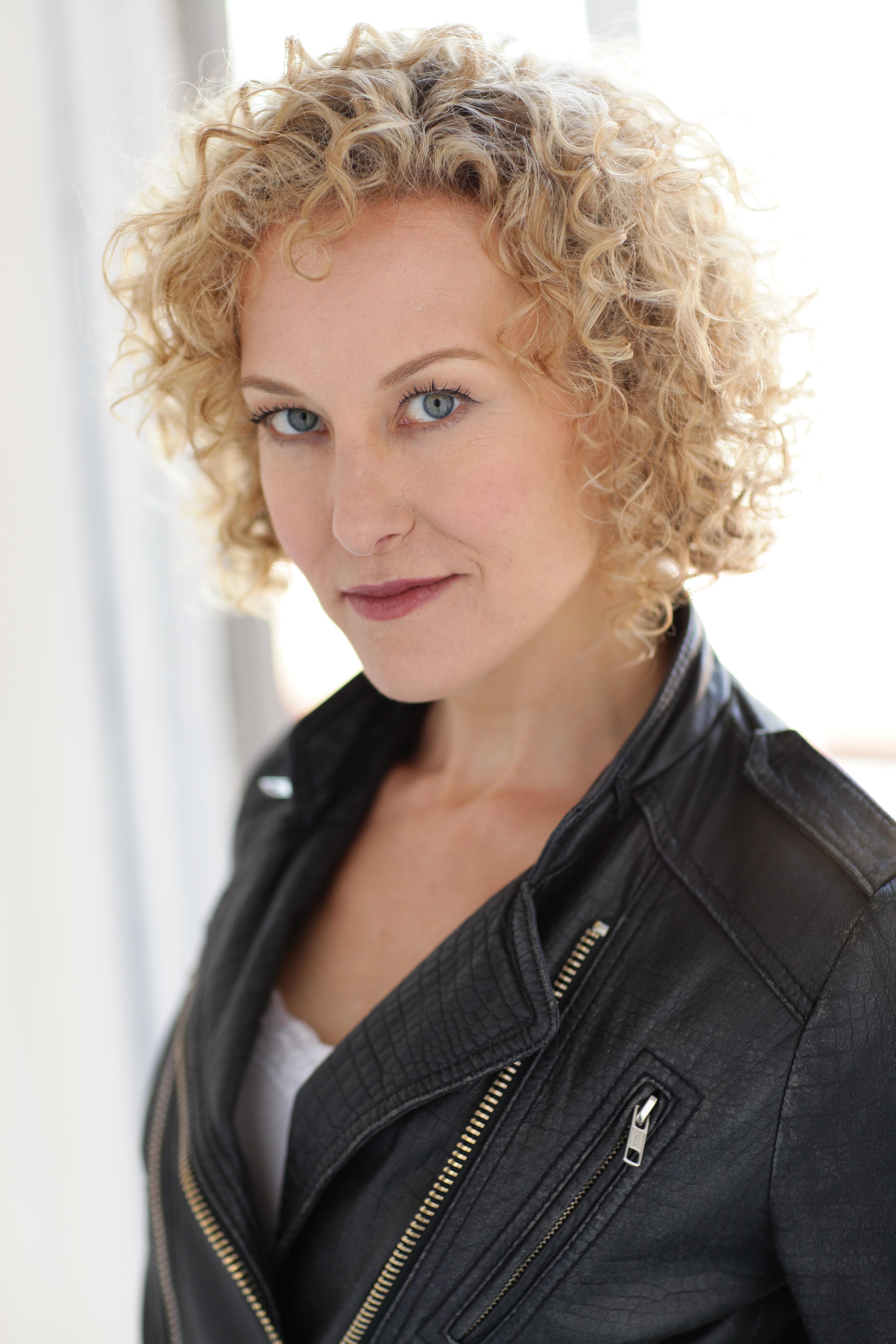 actor Georgia Kate Haege large photo