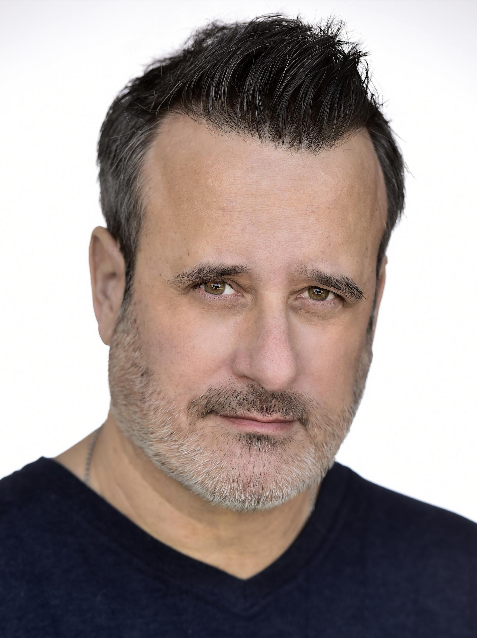 actor Benjamin King large photo