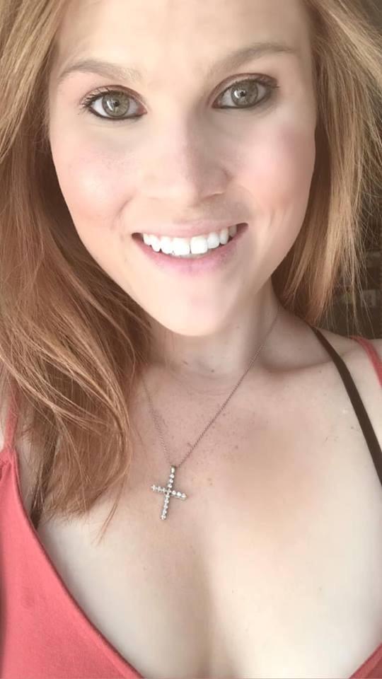 actor Chelsea Makela large photo