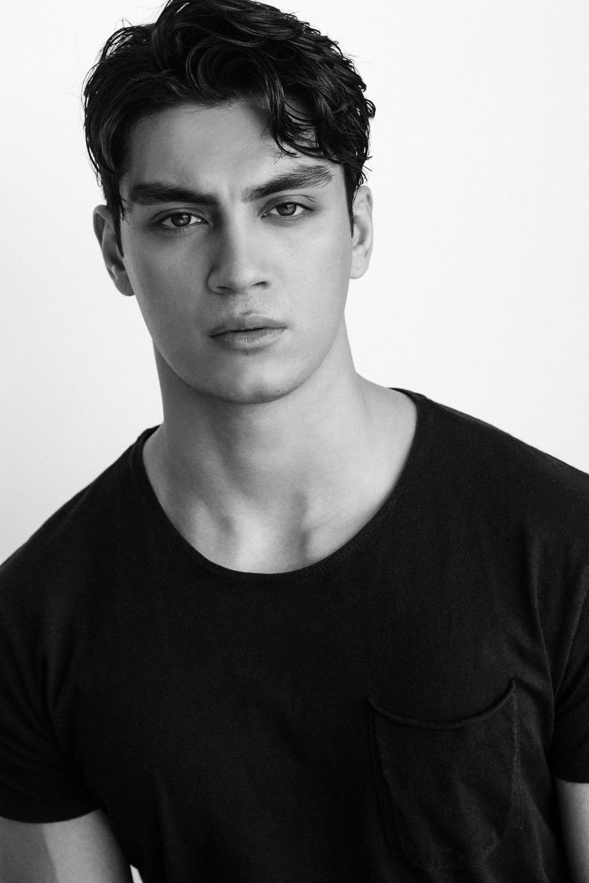 actor Kevin Osea large photo