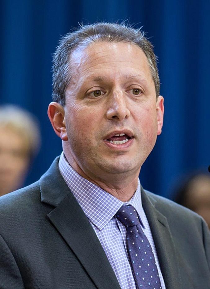 actor Brad Lander large photo