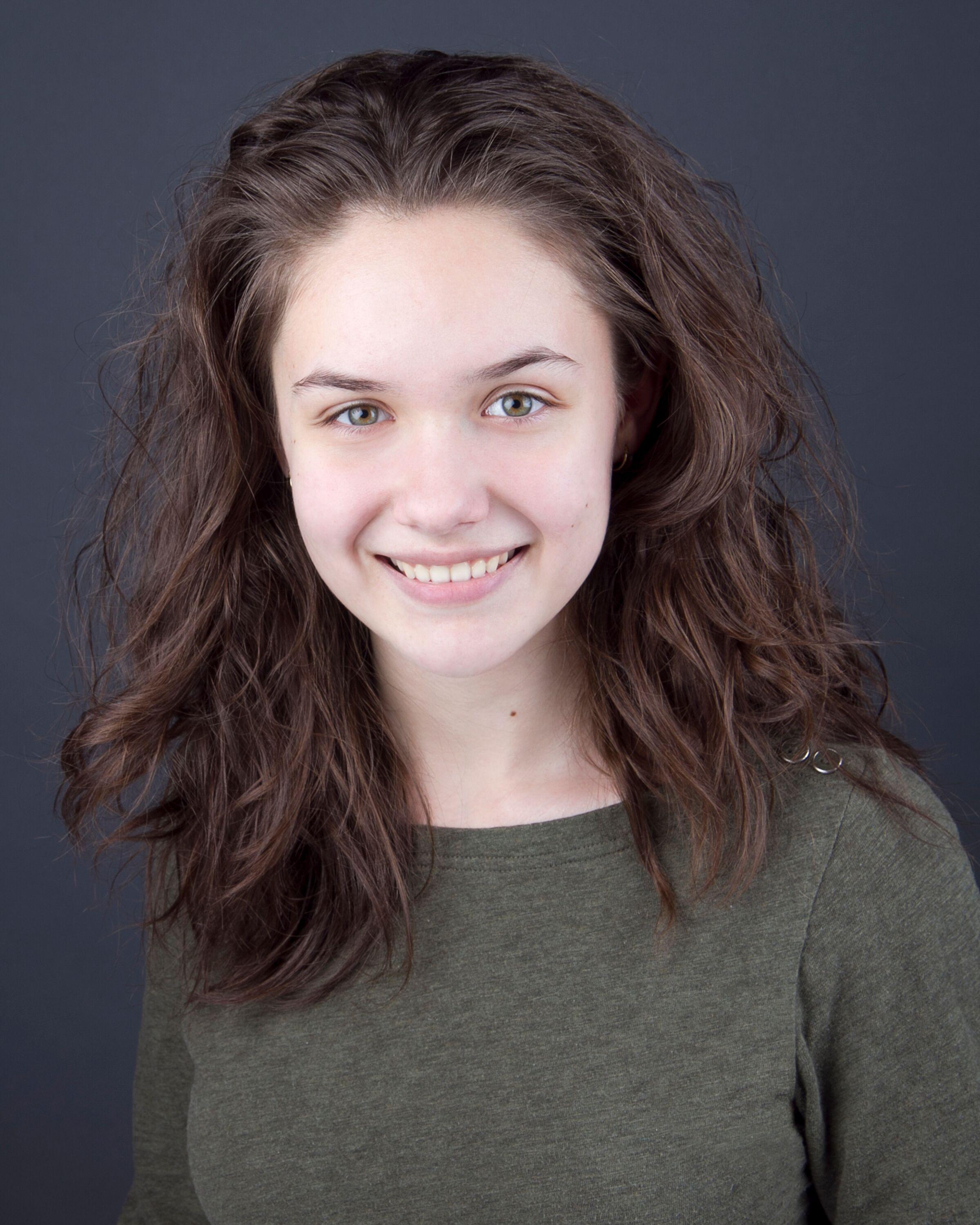 actor Julia Scarlett Dan large photo