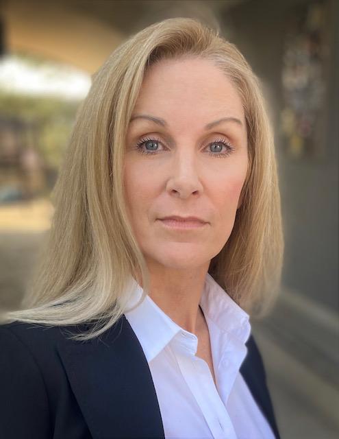 actor Debbie Sainsbury large photo