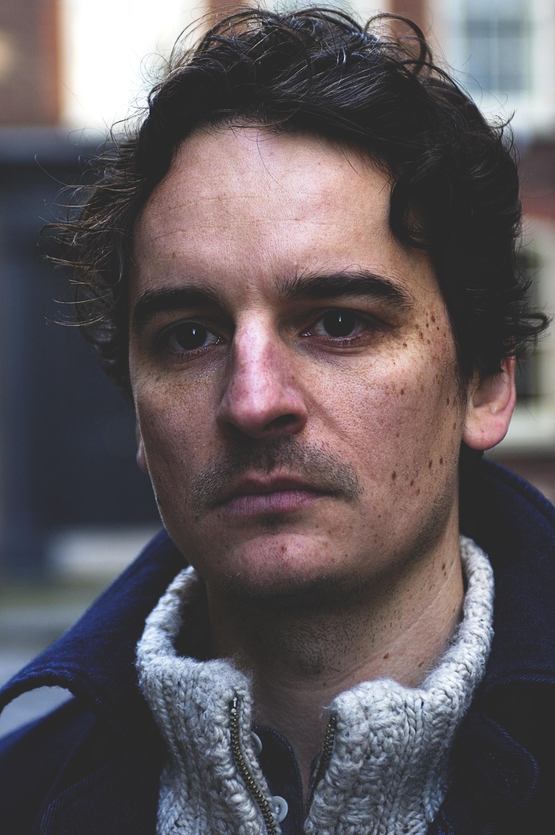 actor Chris Leaney large photo