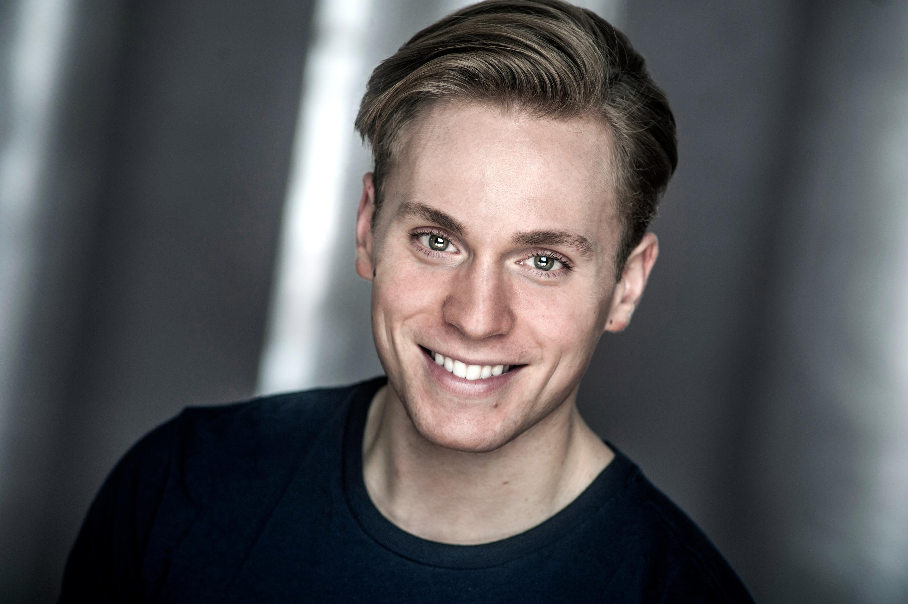 actor Ryan Taerk large photo