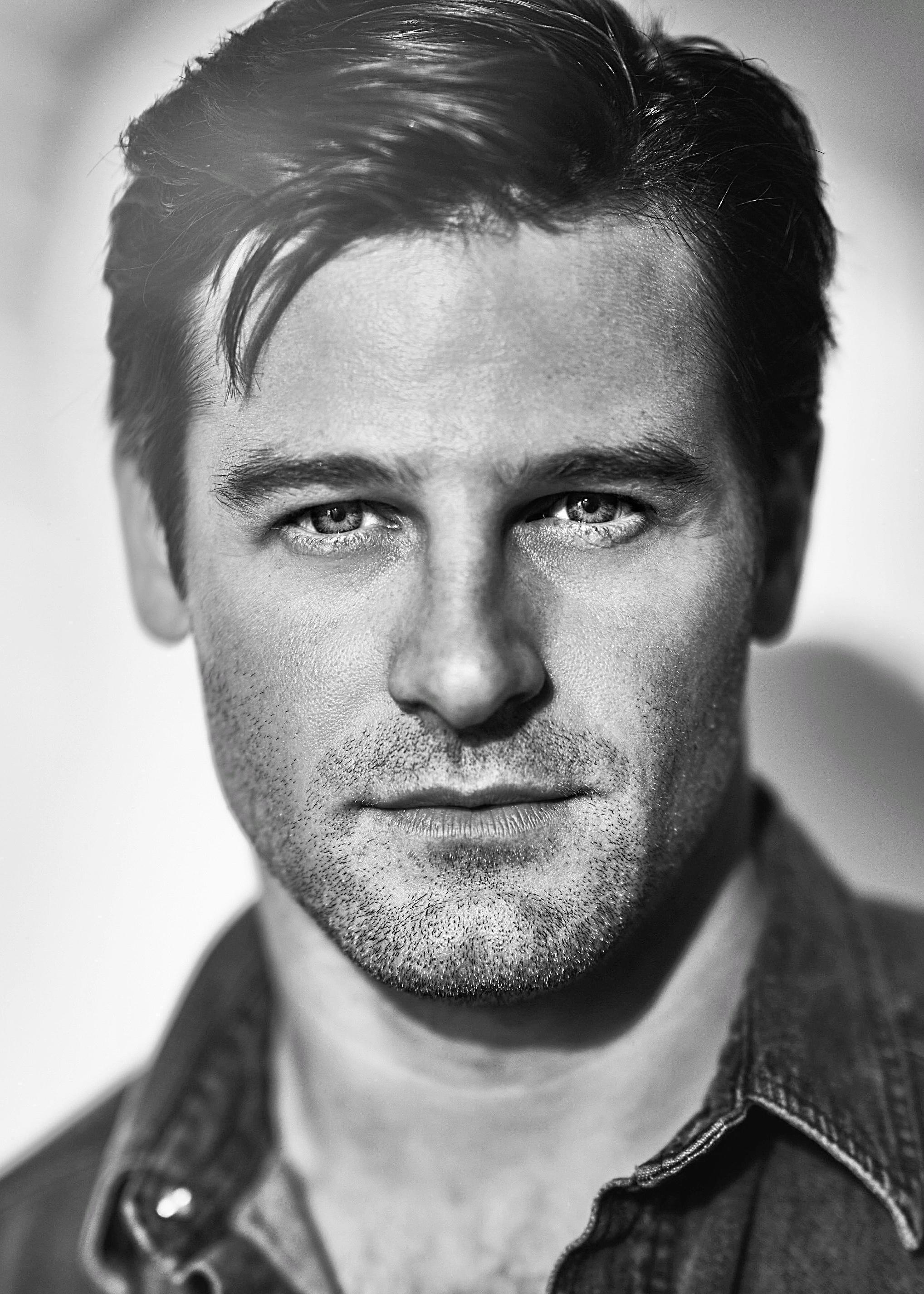 actor Ross Jirgl large photo