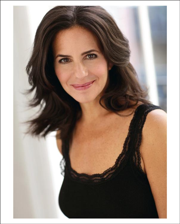 actor Julie Lauren large photo