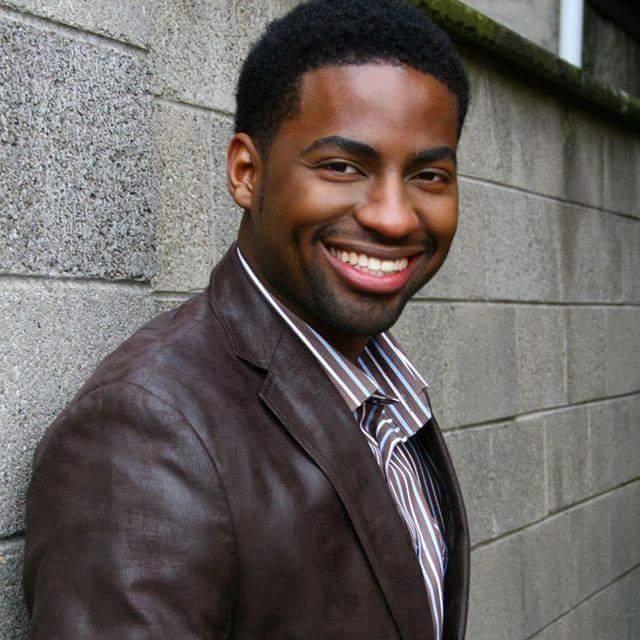 actor Devon Ray large photo