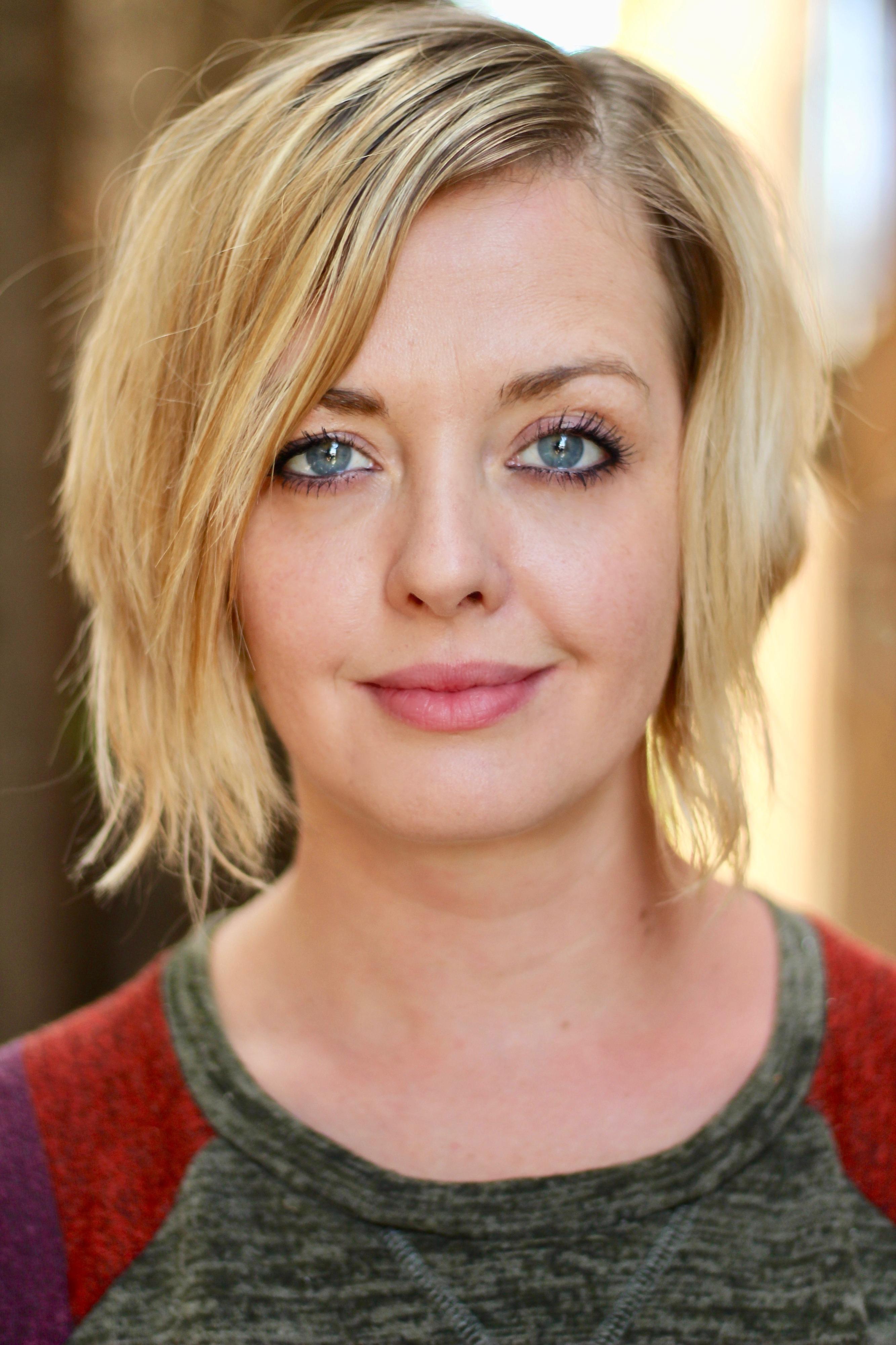 actor Monica Engesser large photo