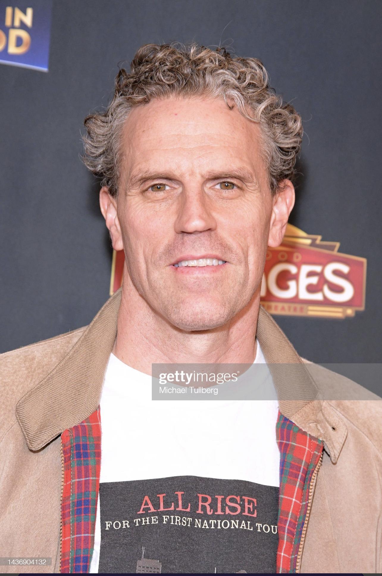 actor Travis Johns large photo