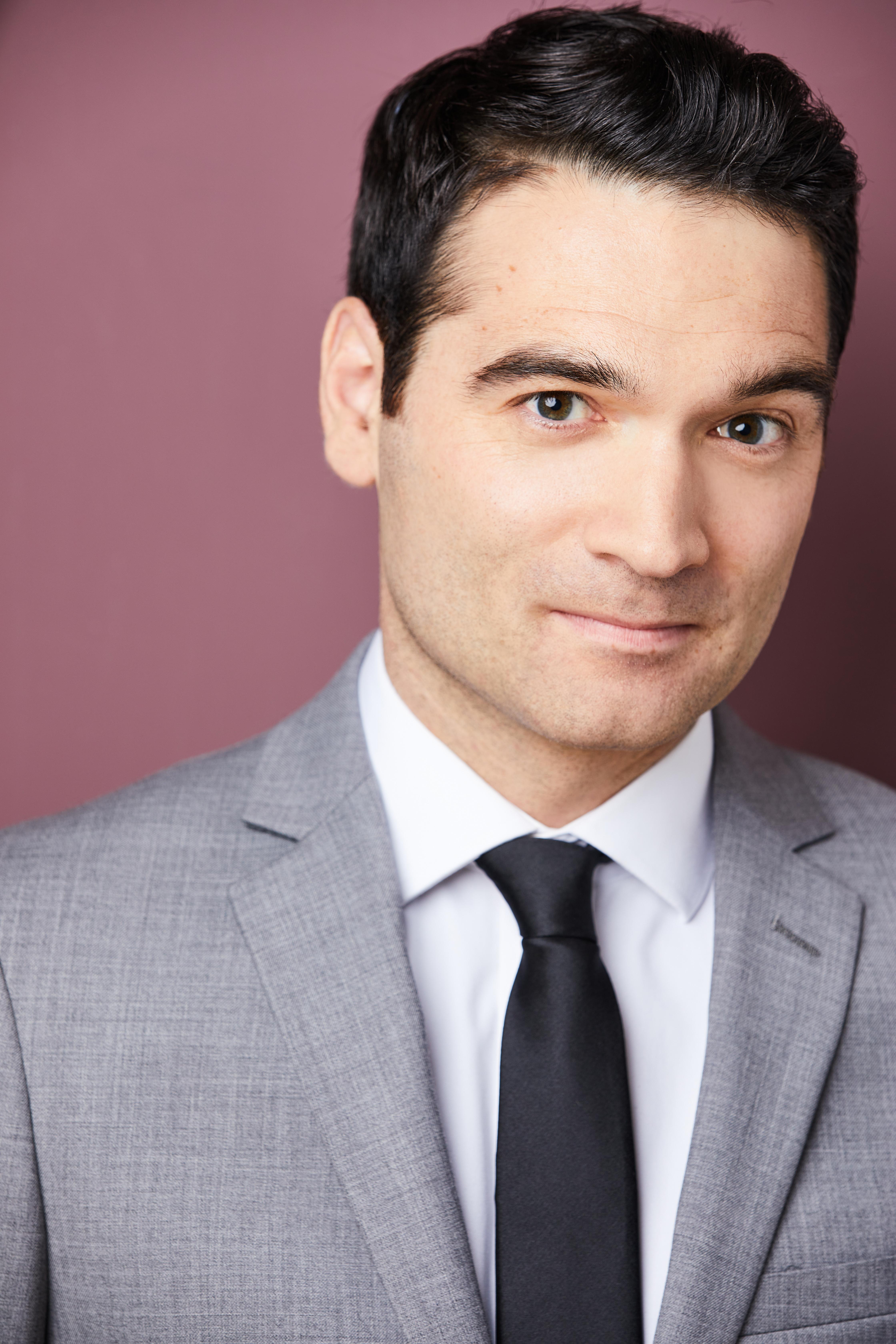 actor Andrew Colford large photo