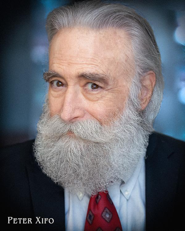 actor Peter Xifo large photo