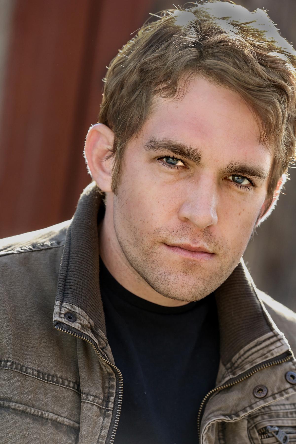 actor George Loomis large photo