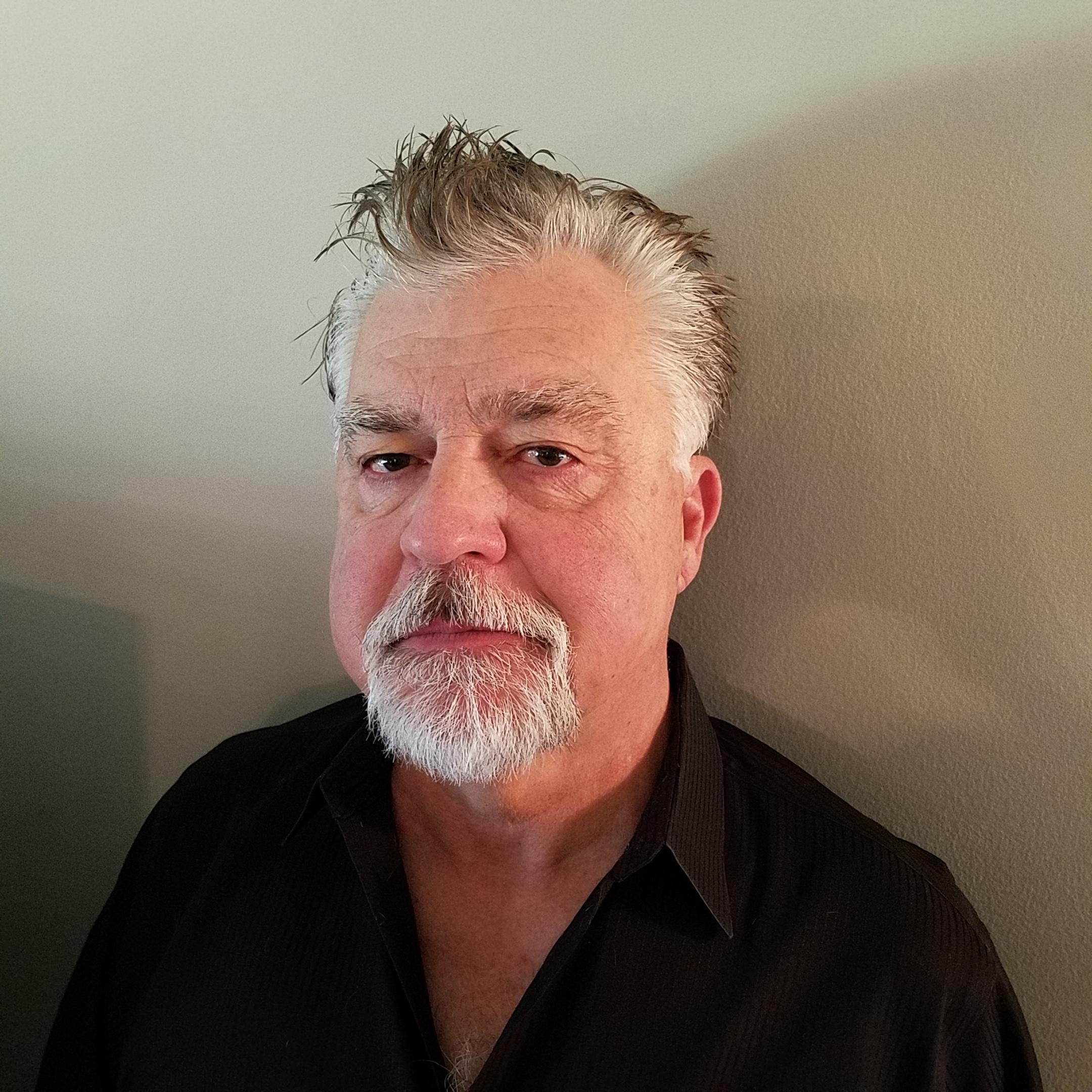 actor Larry Parrish large photo