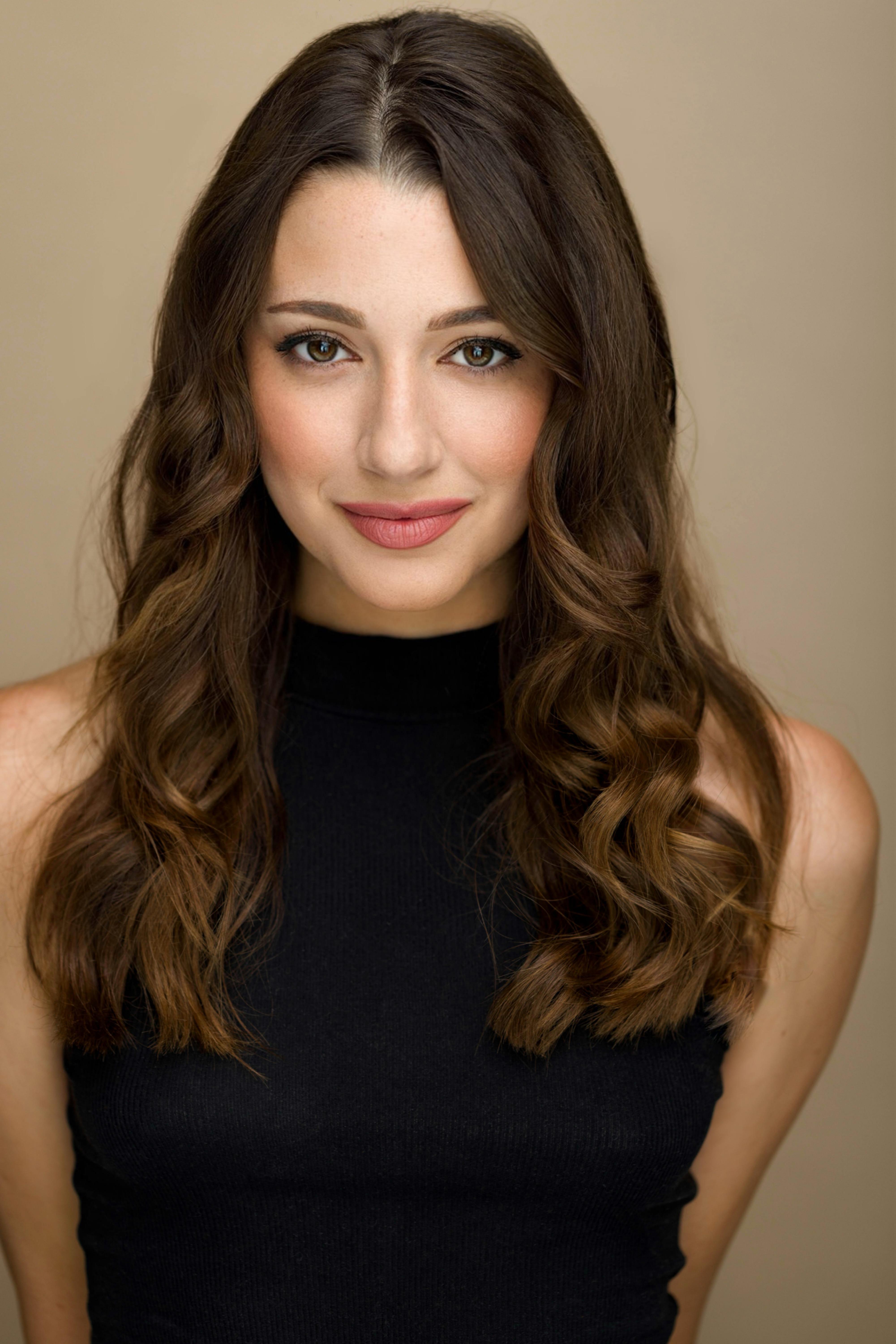 actor Brittney Bertier large photo