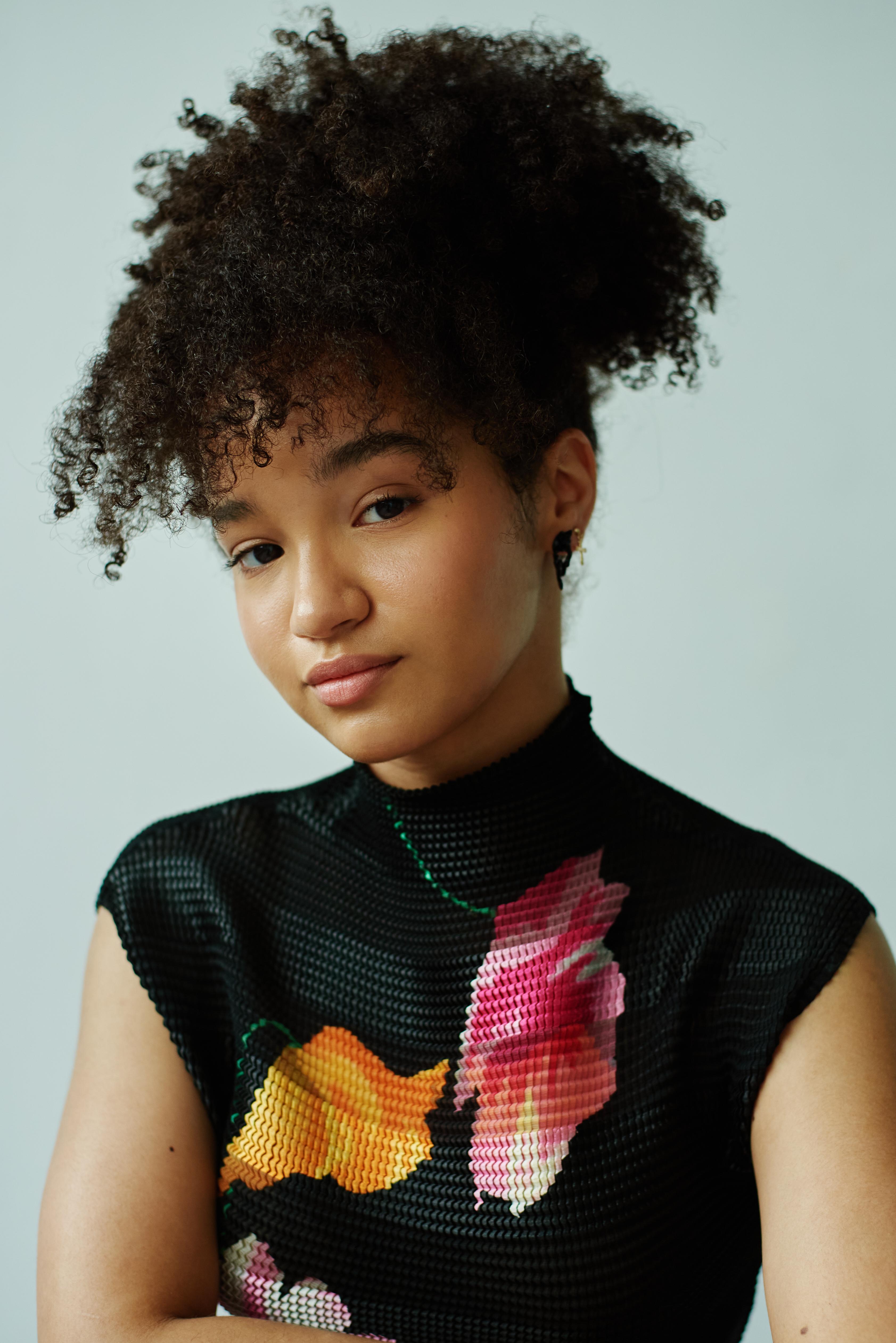 actor Eve Edwards large photo