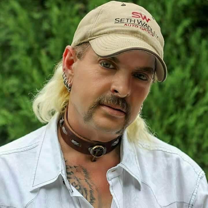 actor Joe Exotic large photo