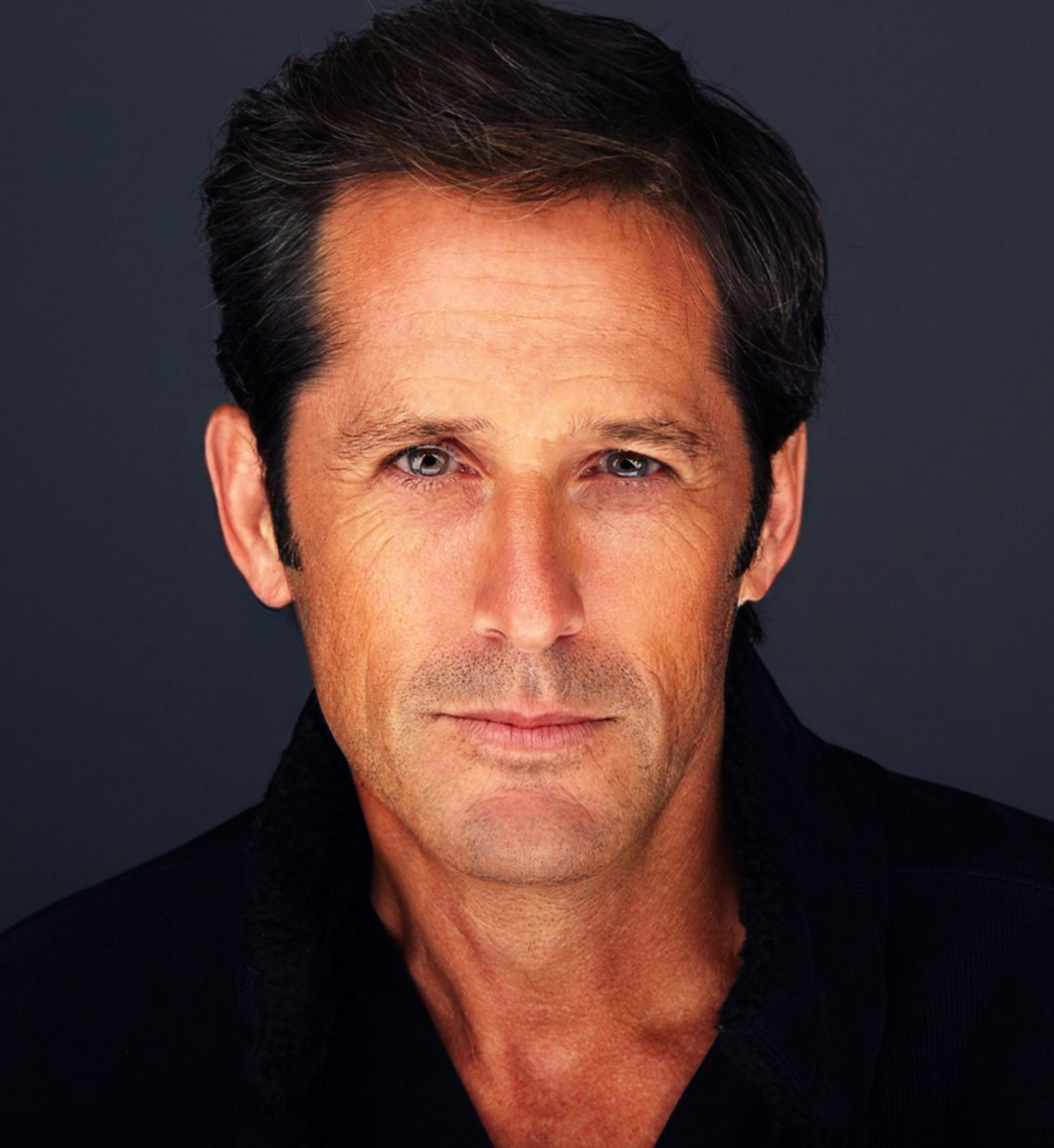 actor Clifford Minkoff large photo