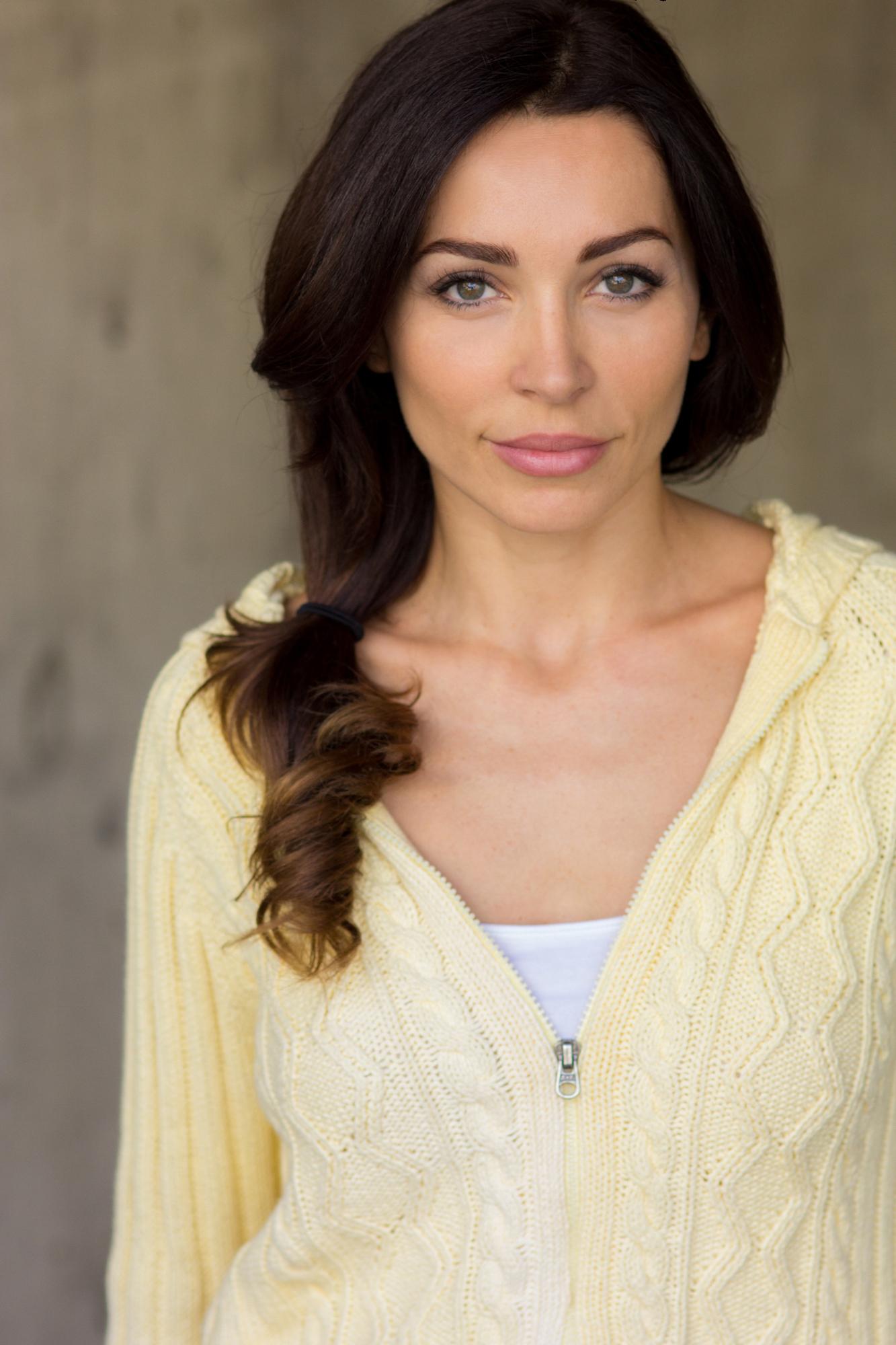 actor Carlotta Montanari large photo