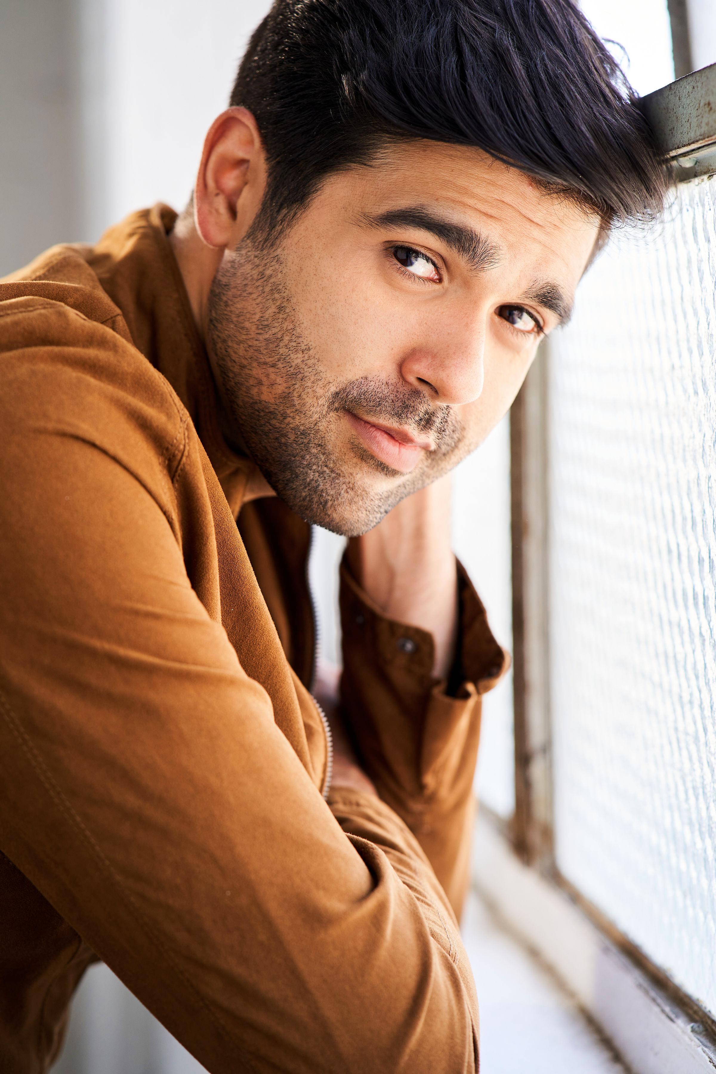 actor J.M. Longoria large photo