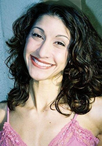 actor Amy Wade large photo