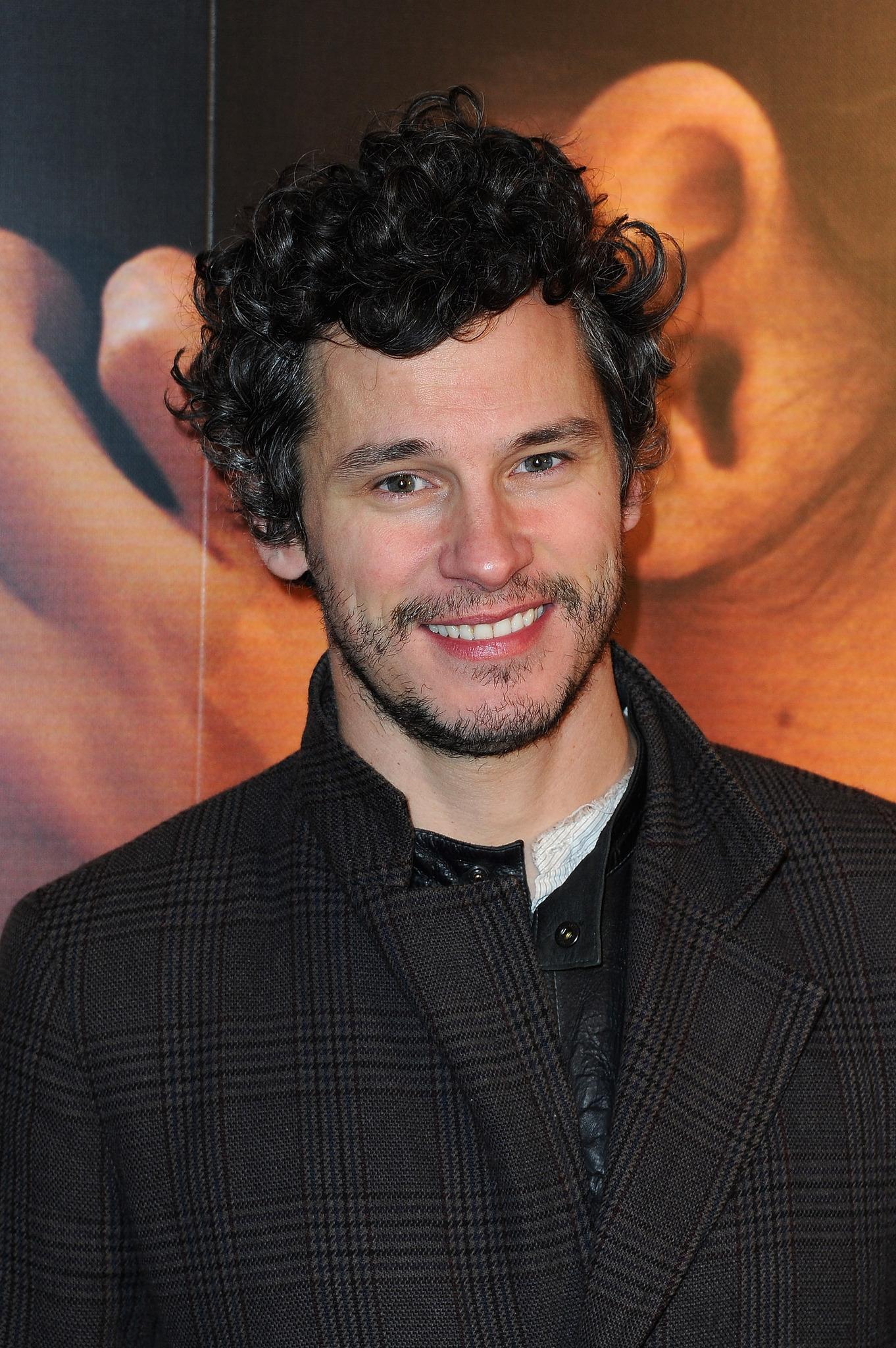 actor Nicolas Giraud large photo