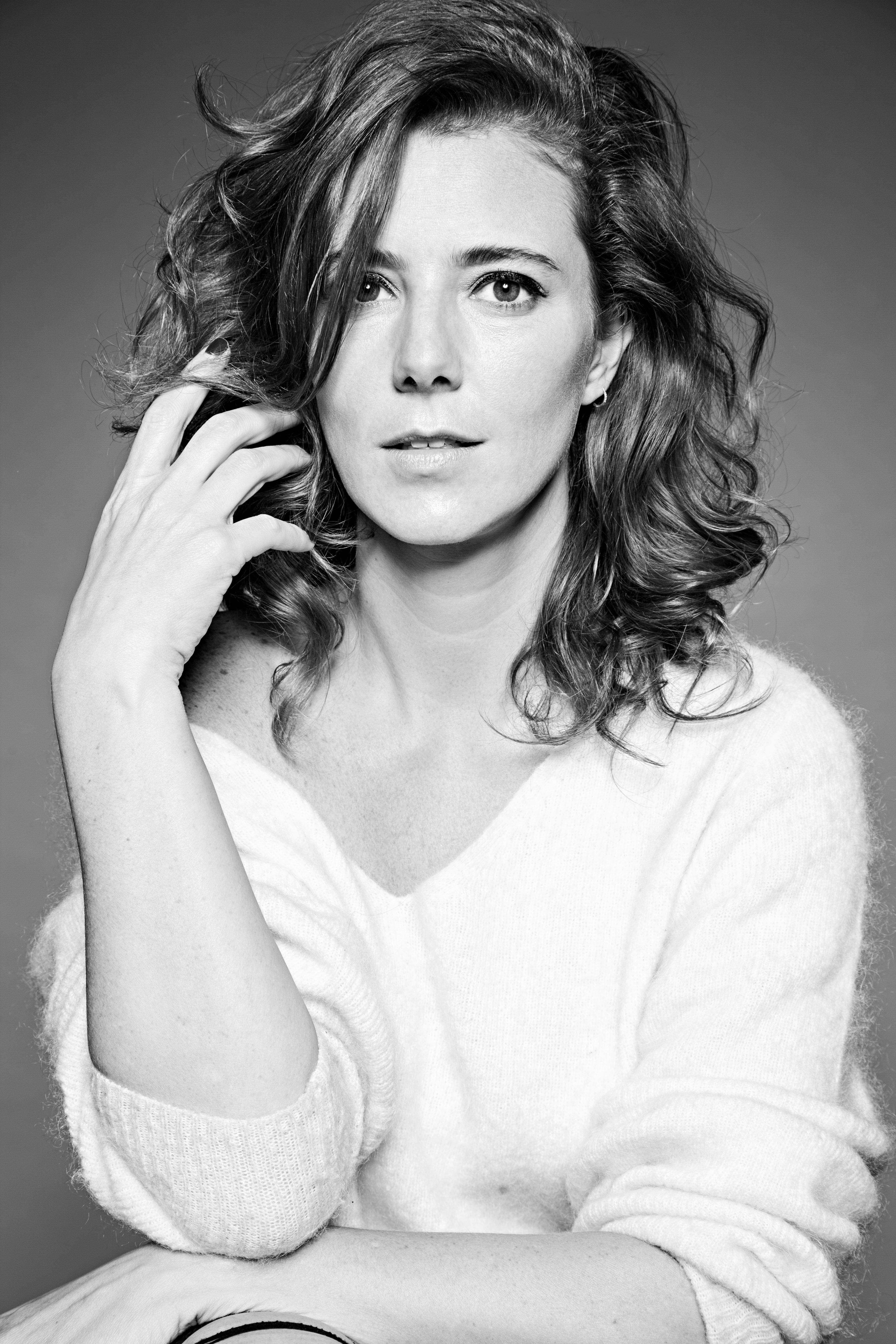 actor Johanna Murillo large photo