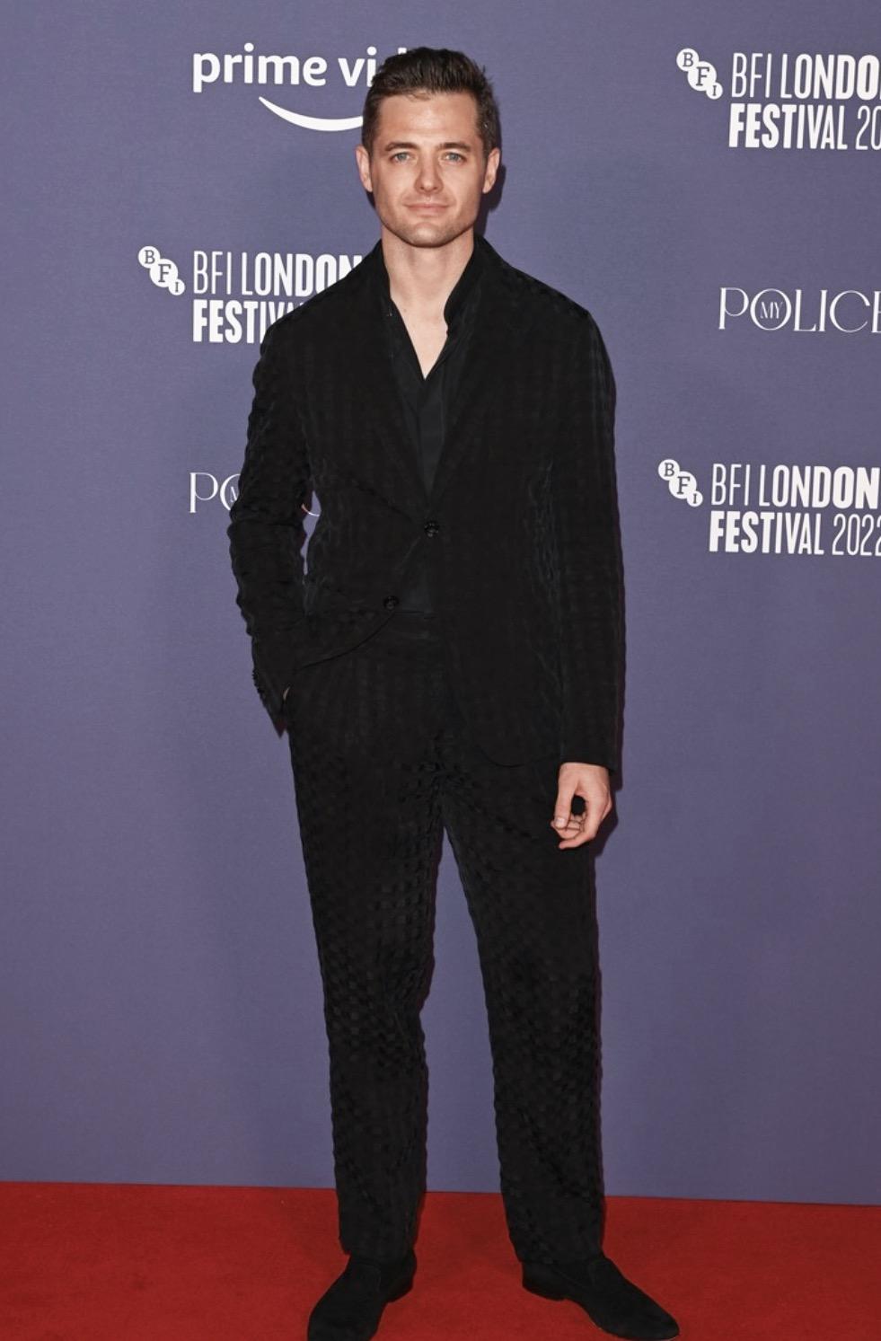 actor Robbie Rogers large photo