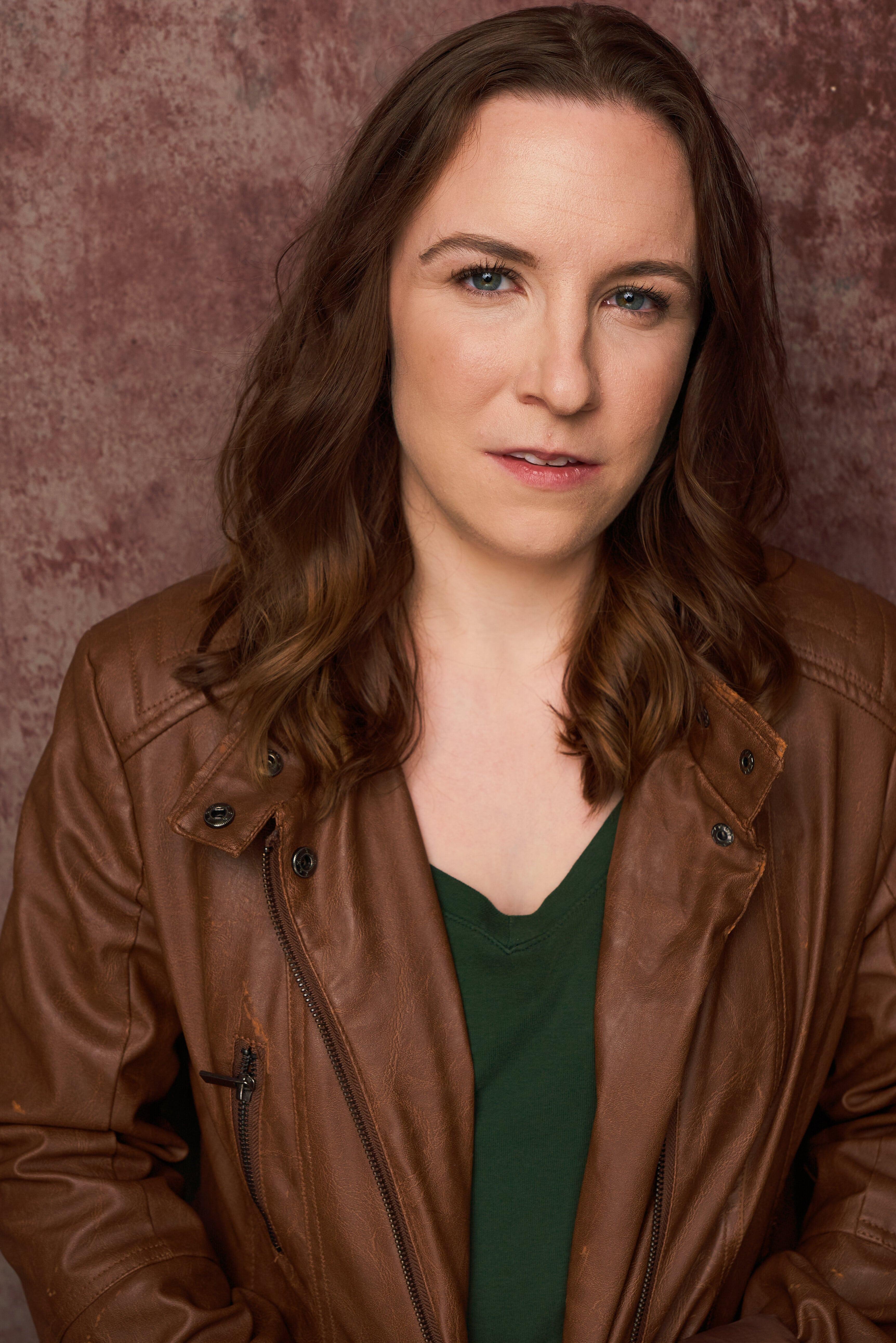 actor Kristen Marie Perry large photo