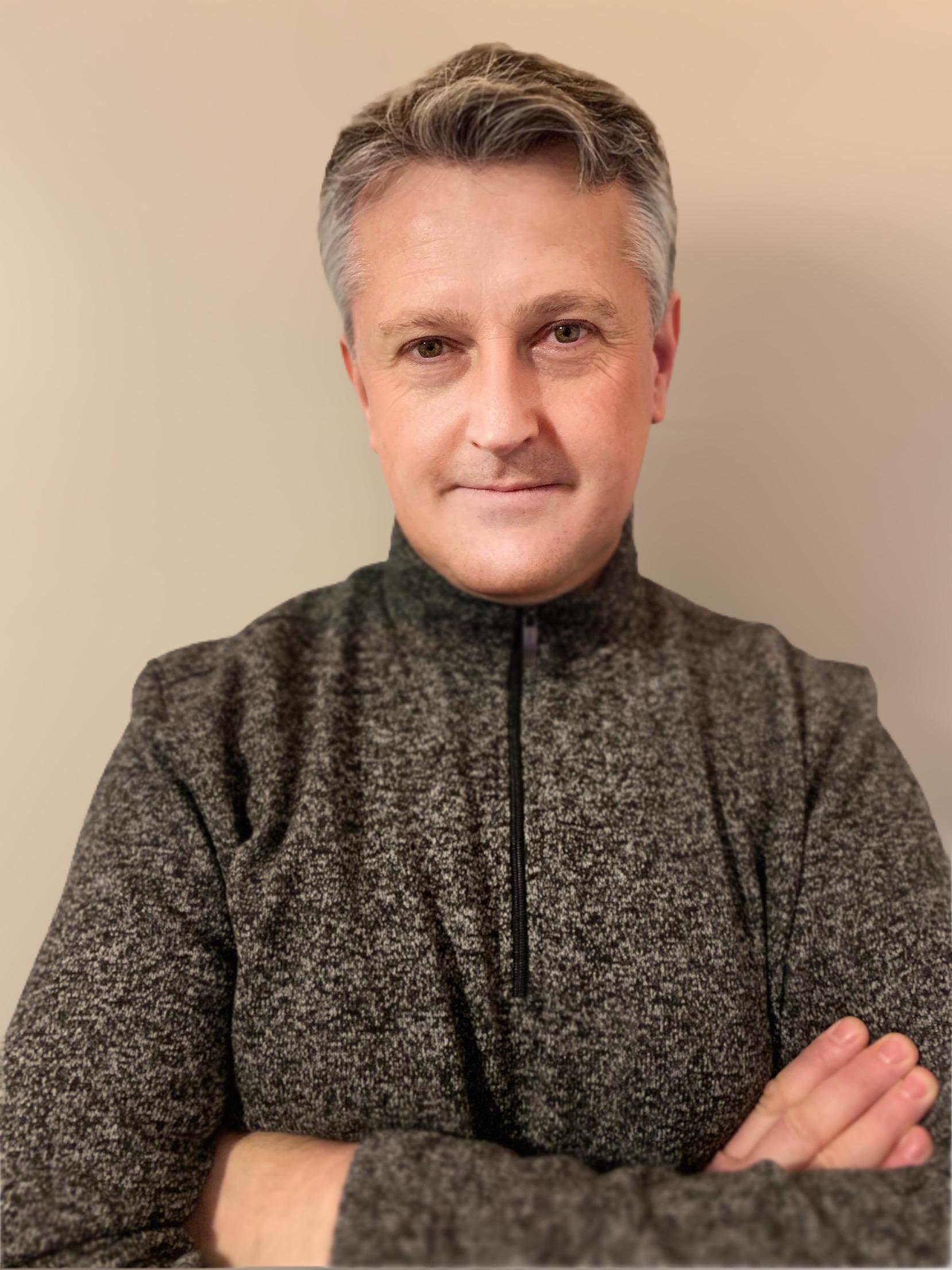 actor Colin Costello large photo