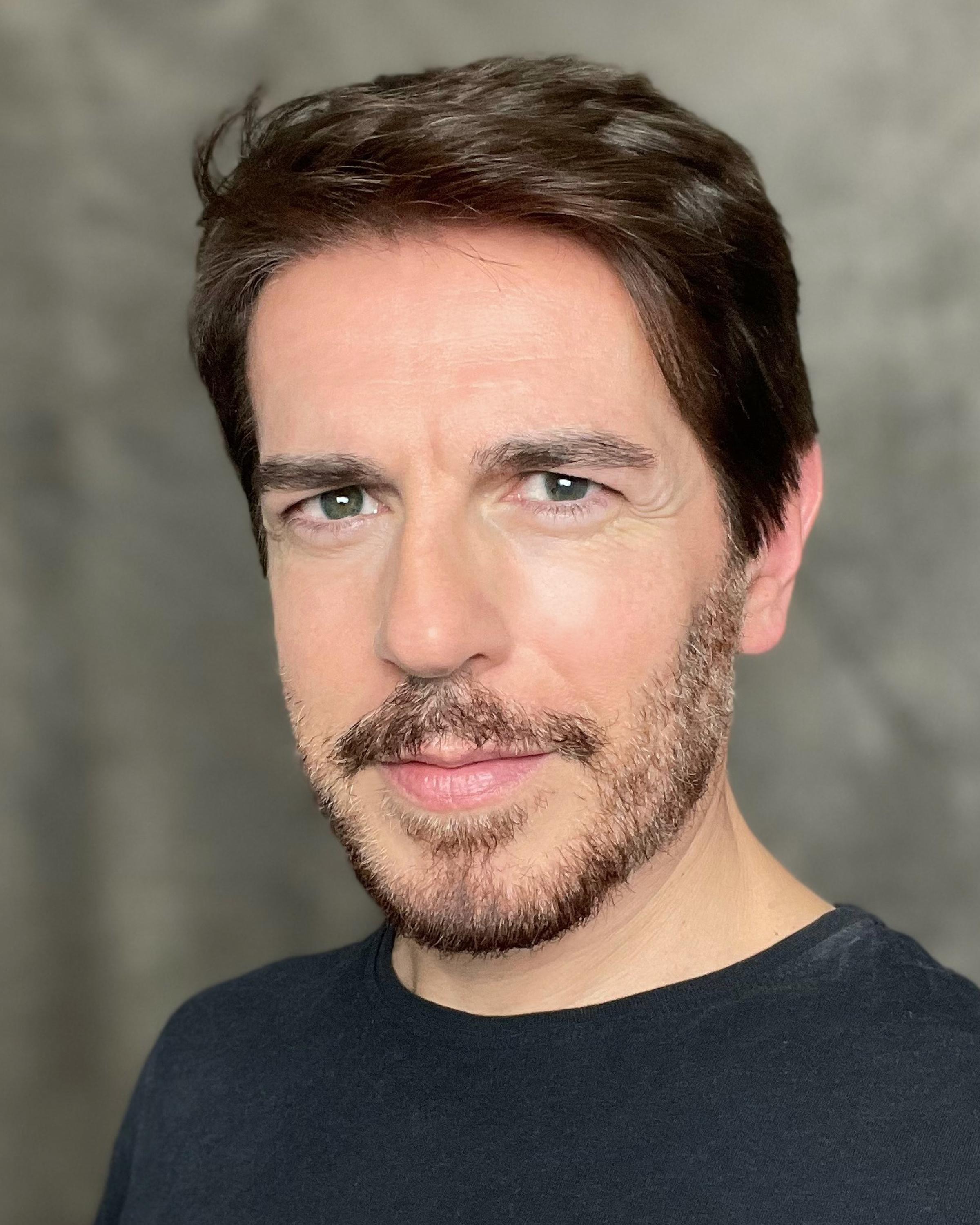 actor Sean Francis George large photo