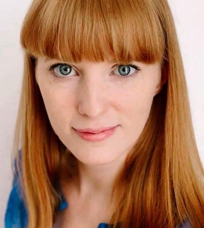 actor Victoria Fox large photo