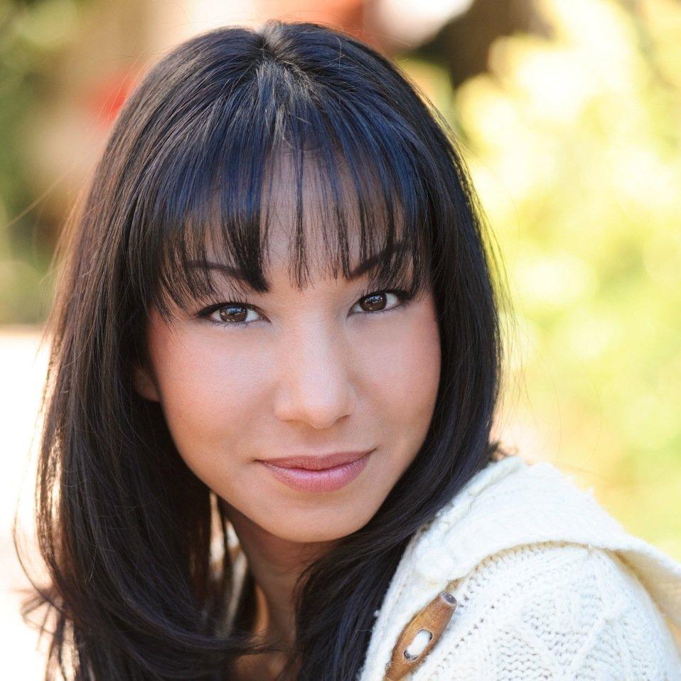 actor Stefanie Kym large photo