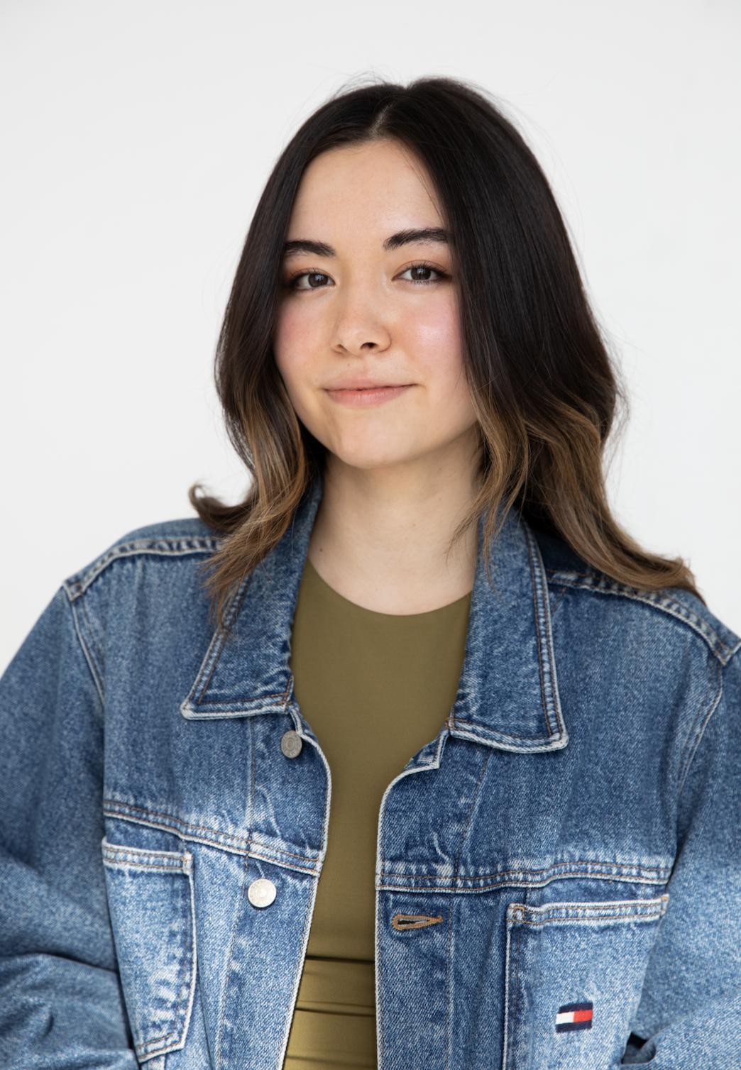 actor Kiarra Goldberg large photo