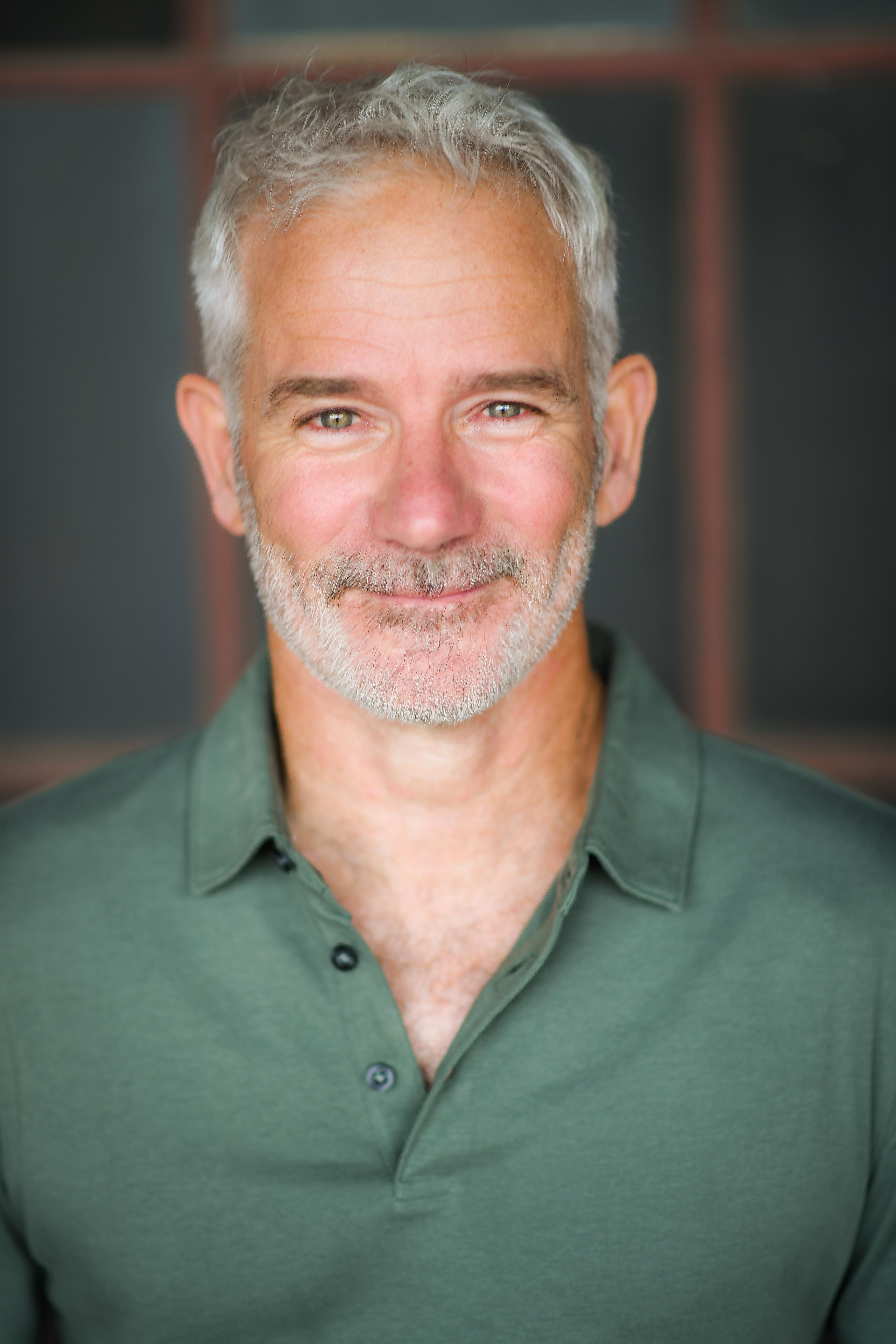 actor Scott C. Davis large photo