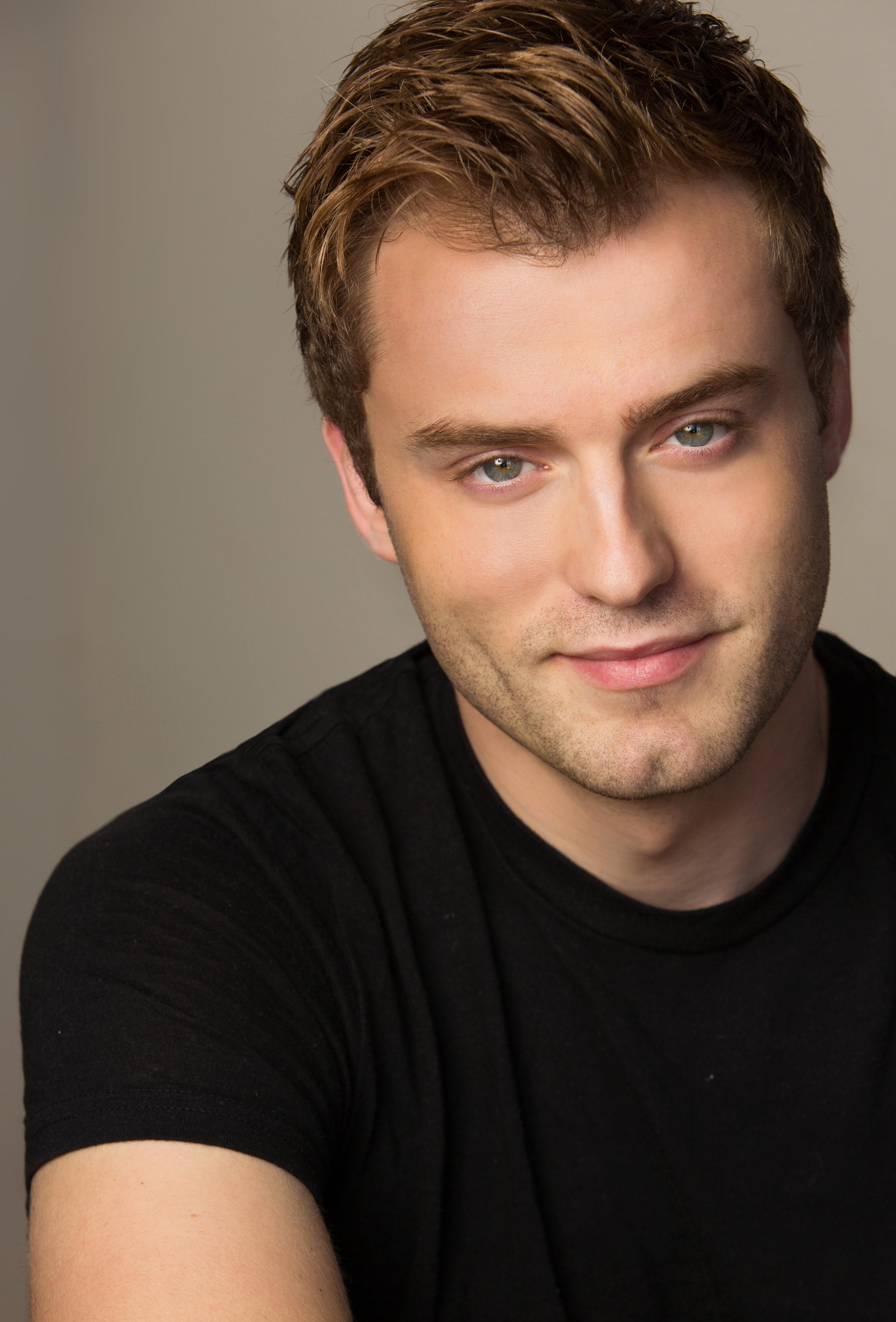 actor Edin Gali large photo