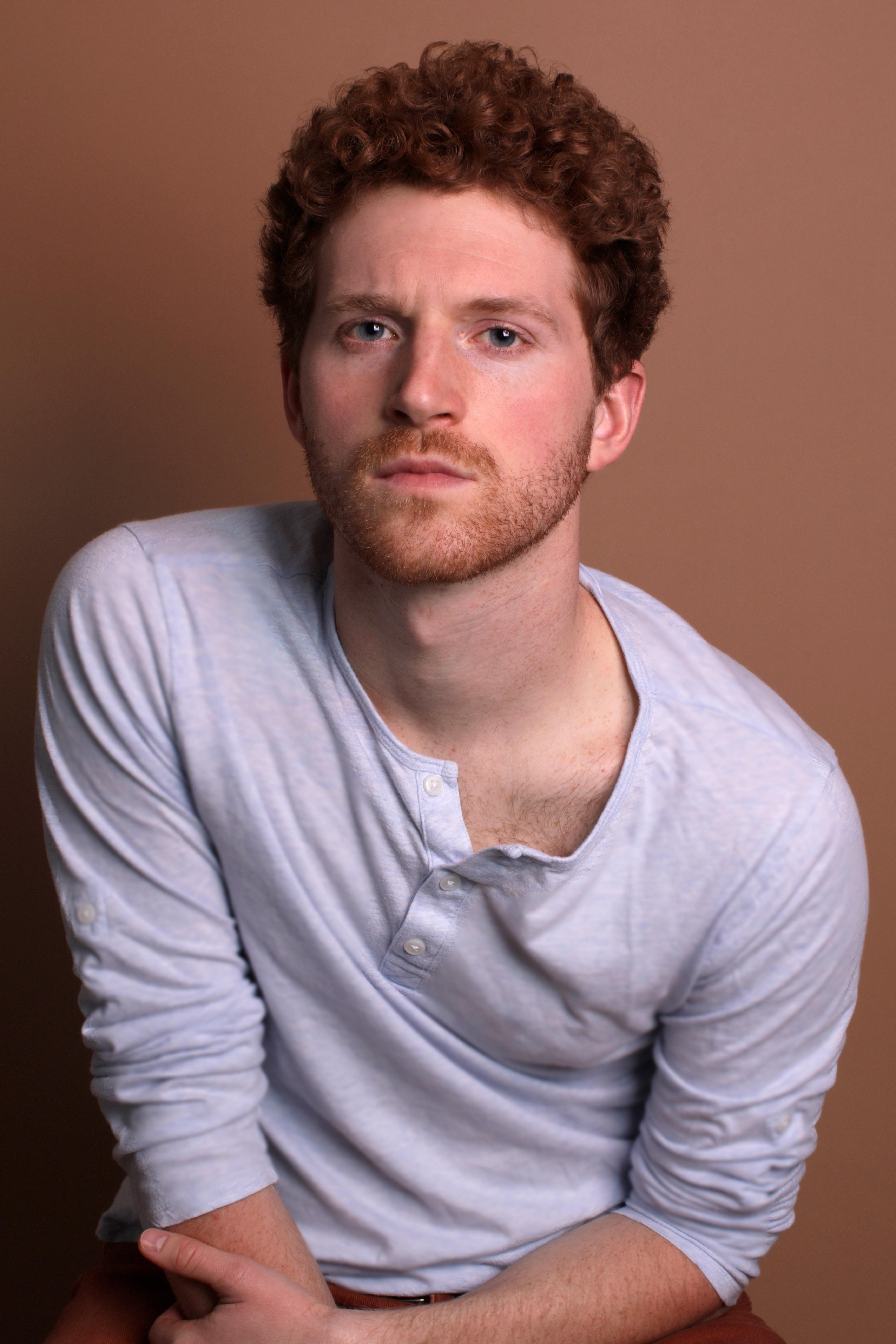 actor Luke DeMaine large photo