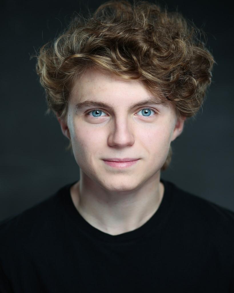 actor Louis Suc large photo