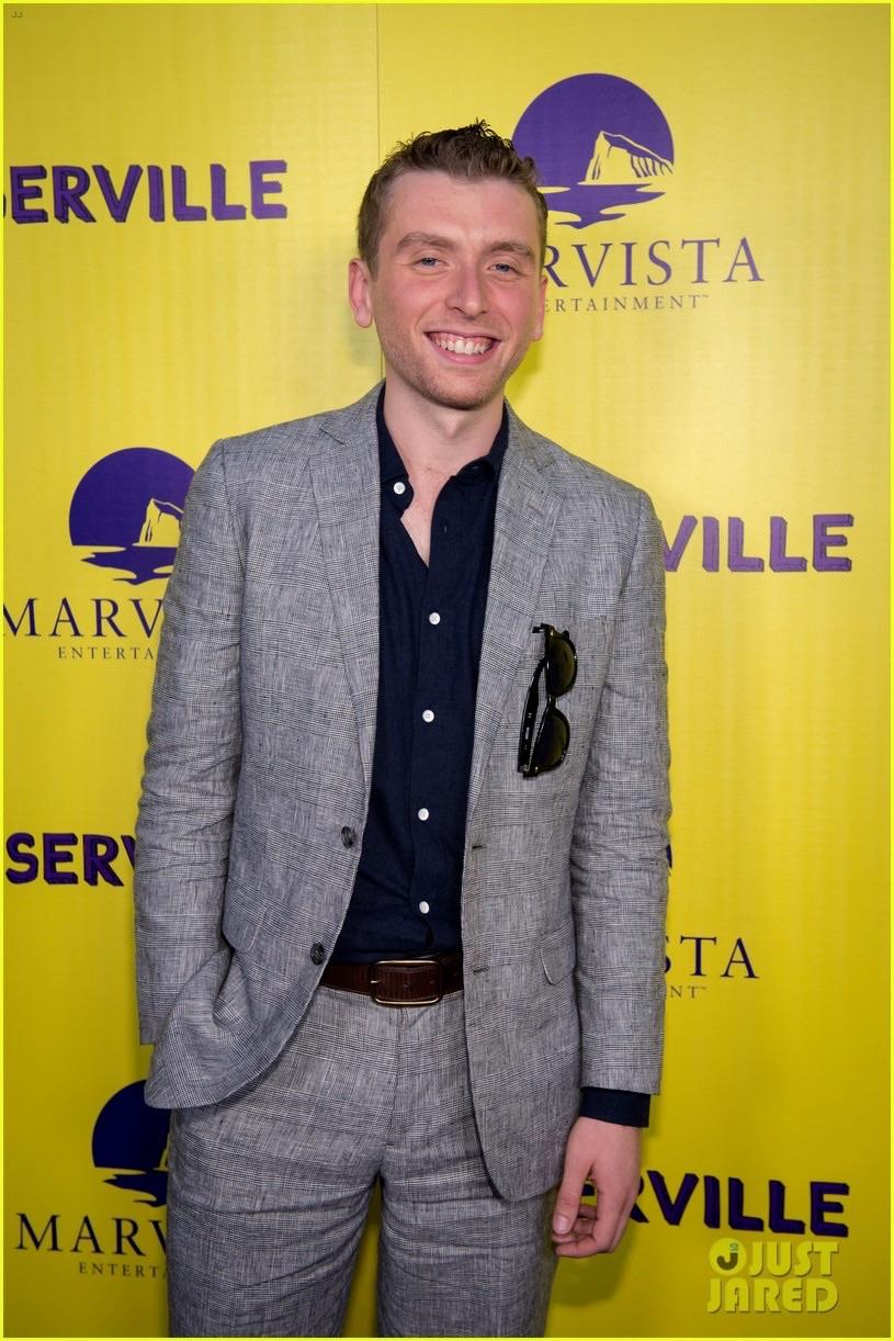 actor Chris Bellant large photo