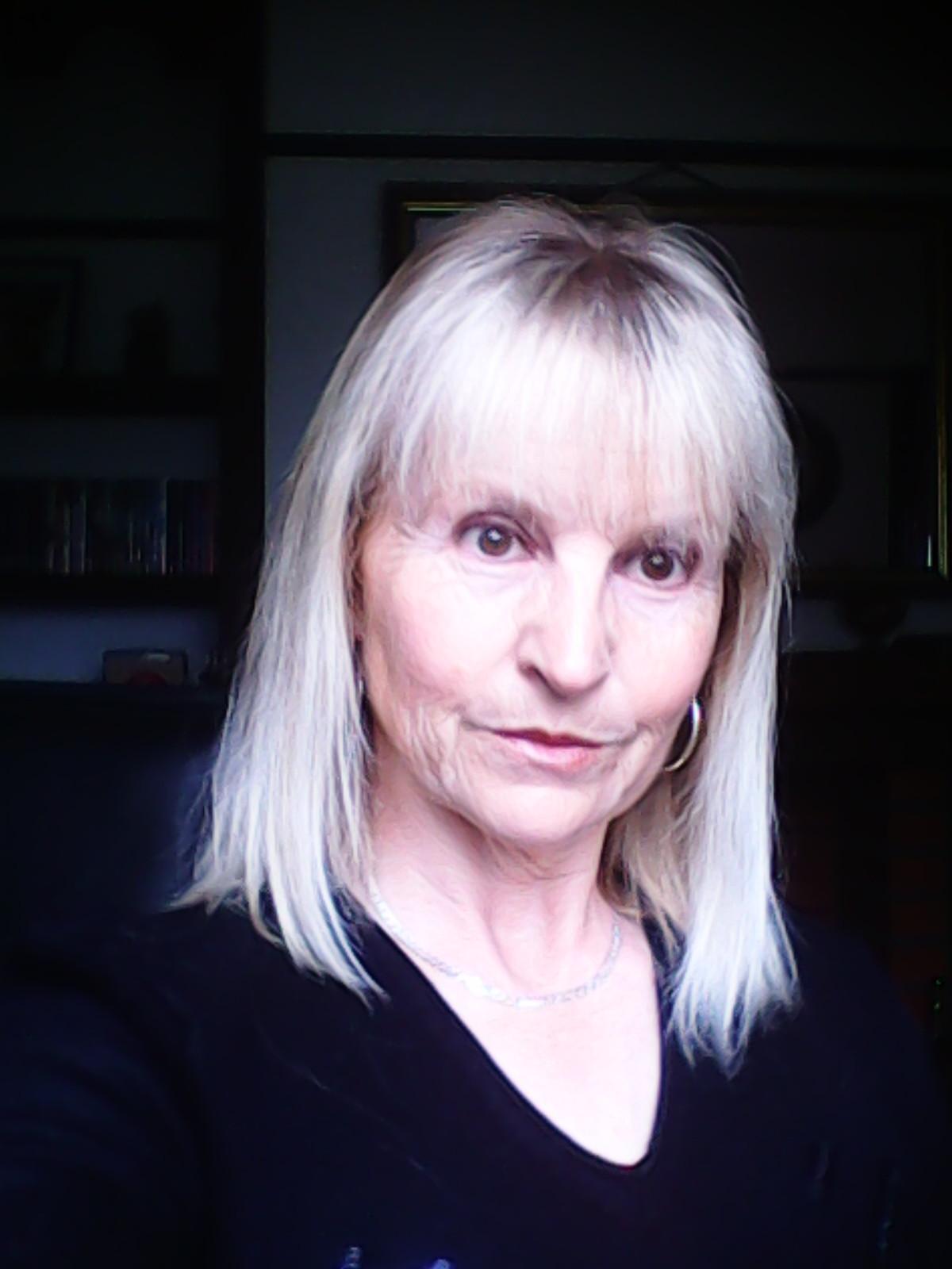 actor Pamela Cook large photo