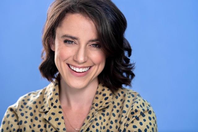 actor Carly Zien large photo