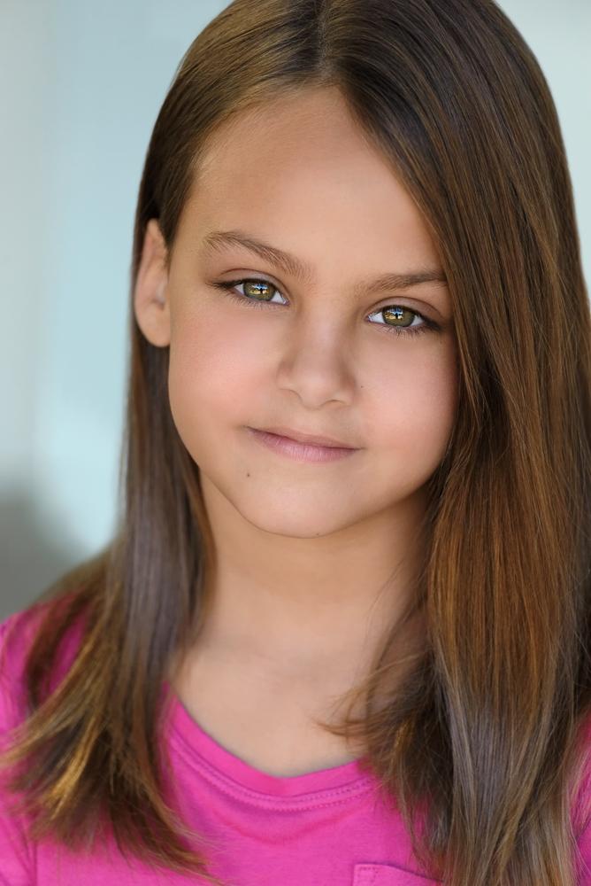 actor Avery Burns large photo