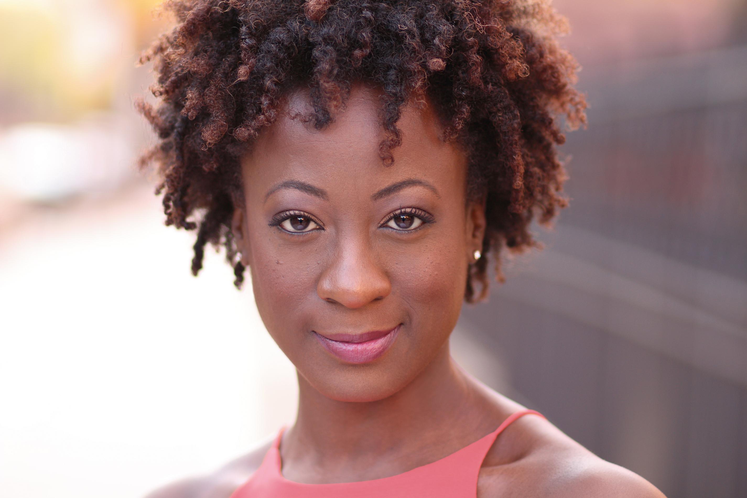 actor Daphne Gaines large photo