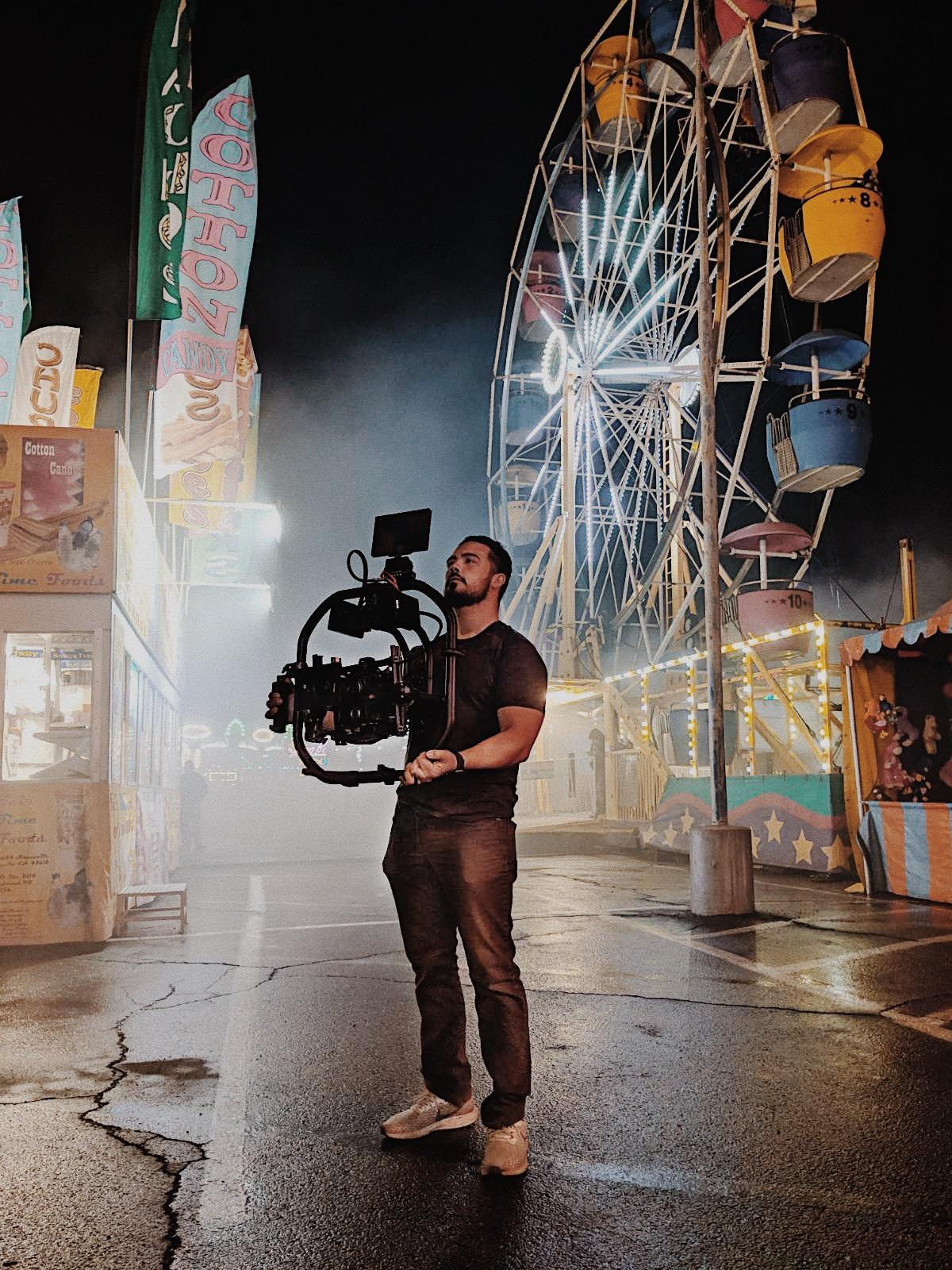 actor Damien Bray large photo