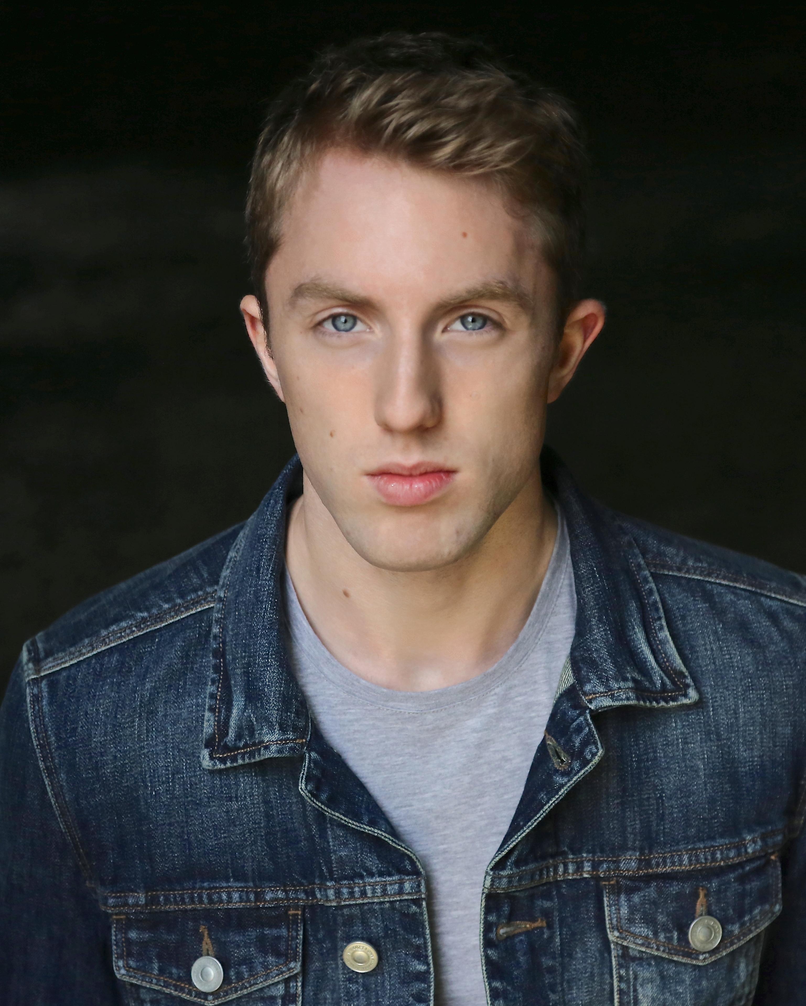 actor Richard Pawulski large photo