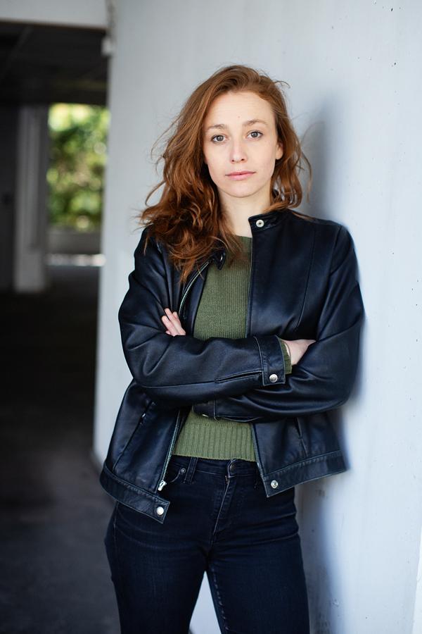 actor Laura Sophia Becker large photo