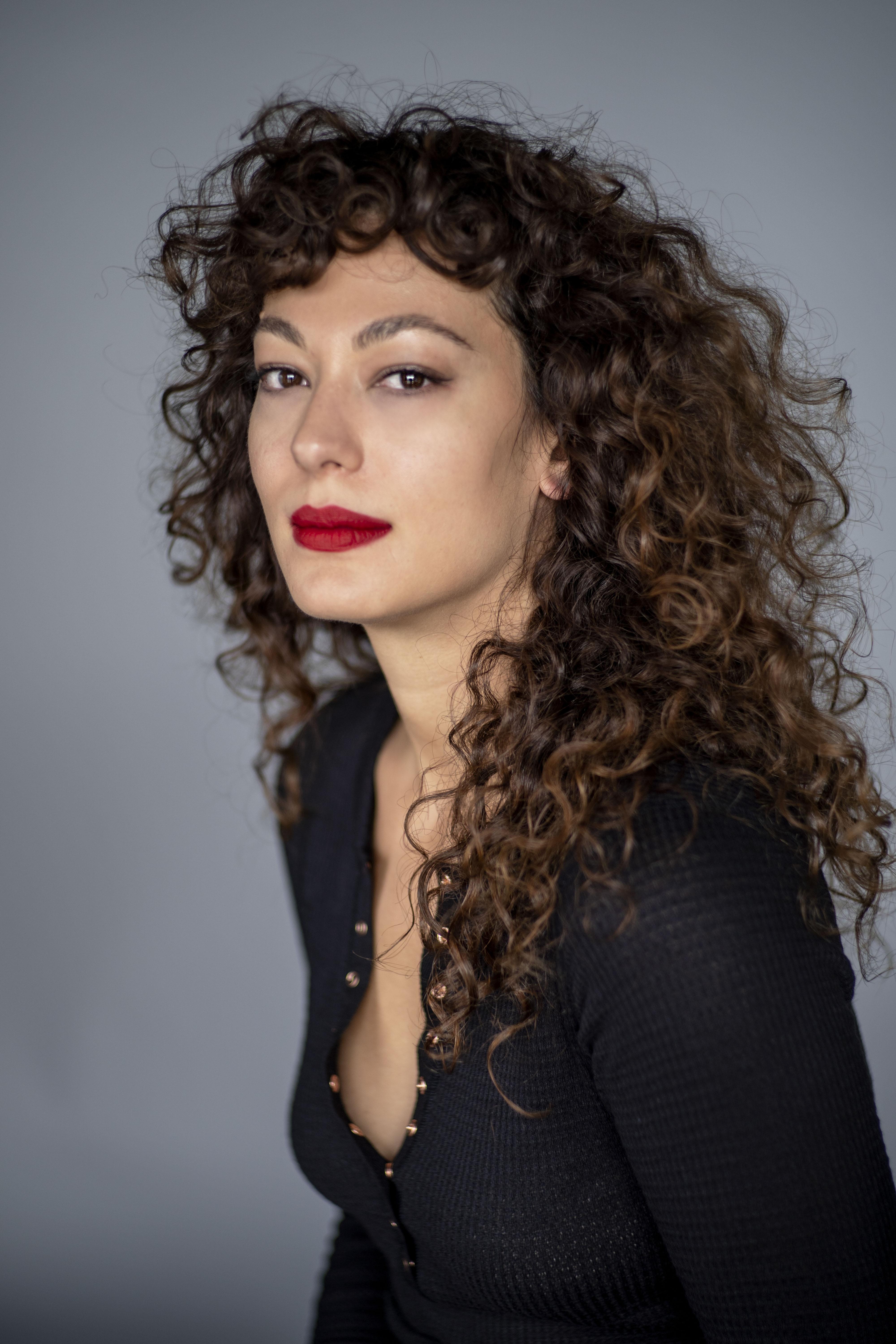 actor Louiza Zouzias large photo