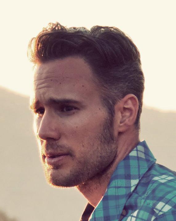 actor Mike Malloy large photo